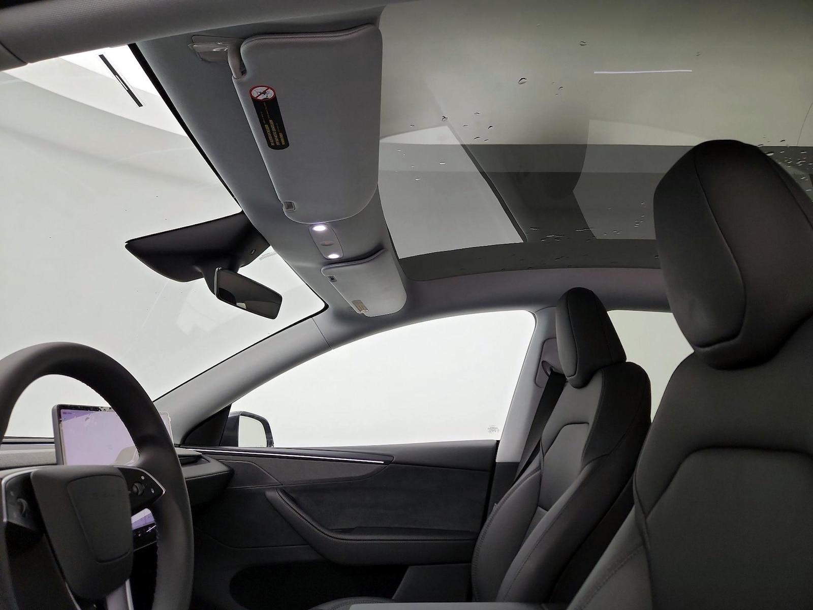 2026 Tesla Model Y Long Range - Photo 18