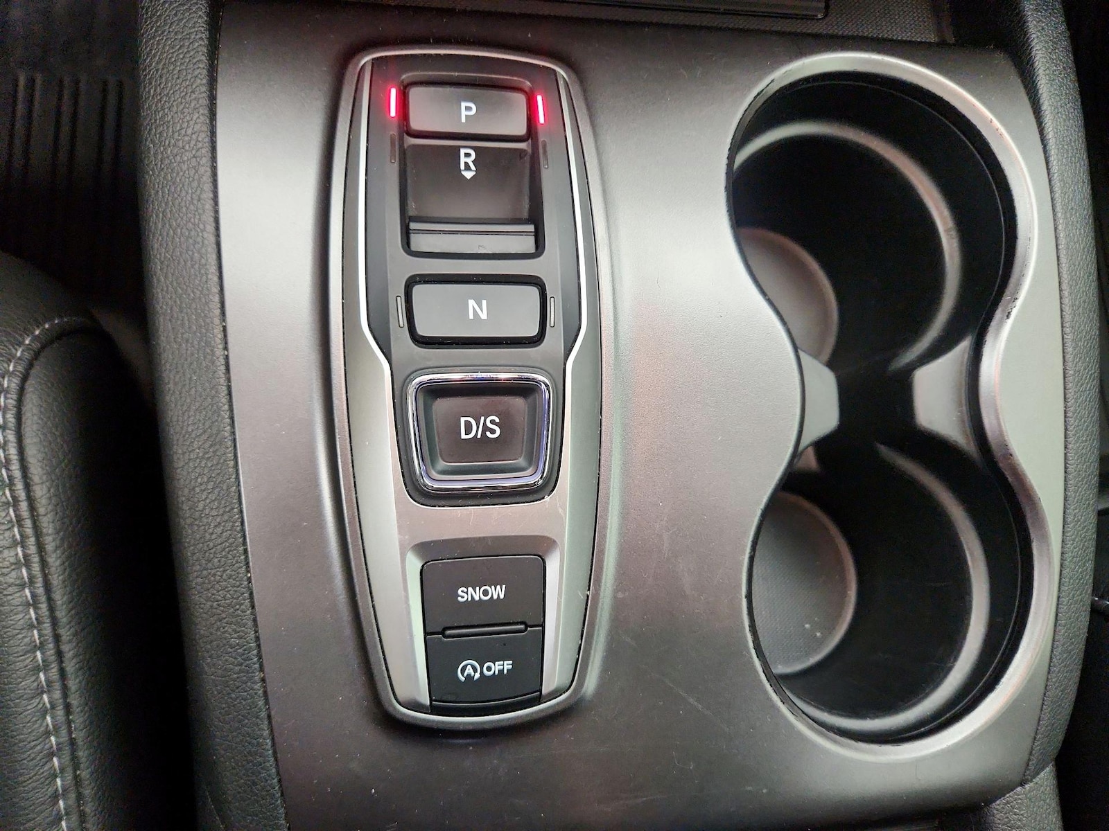 2022 Honda Pilot SE - Photo 18