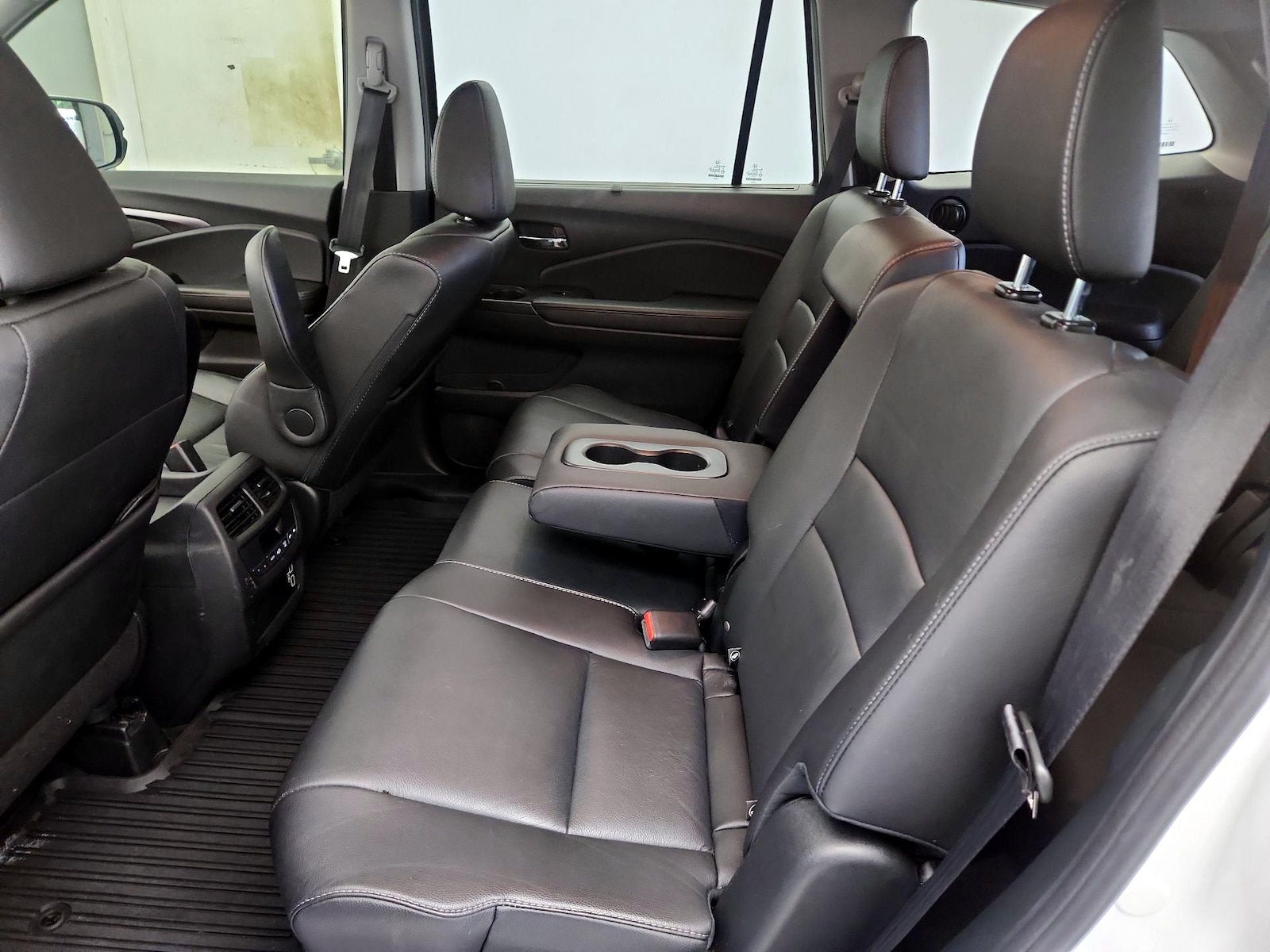 2022 Honda Pilot SE - Photo 21