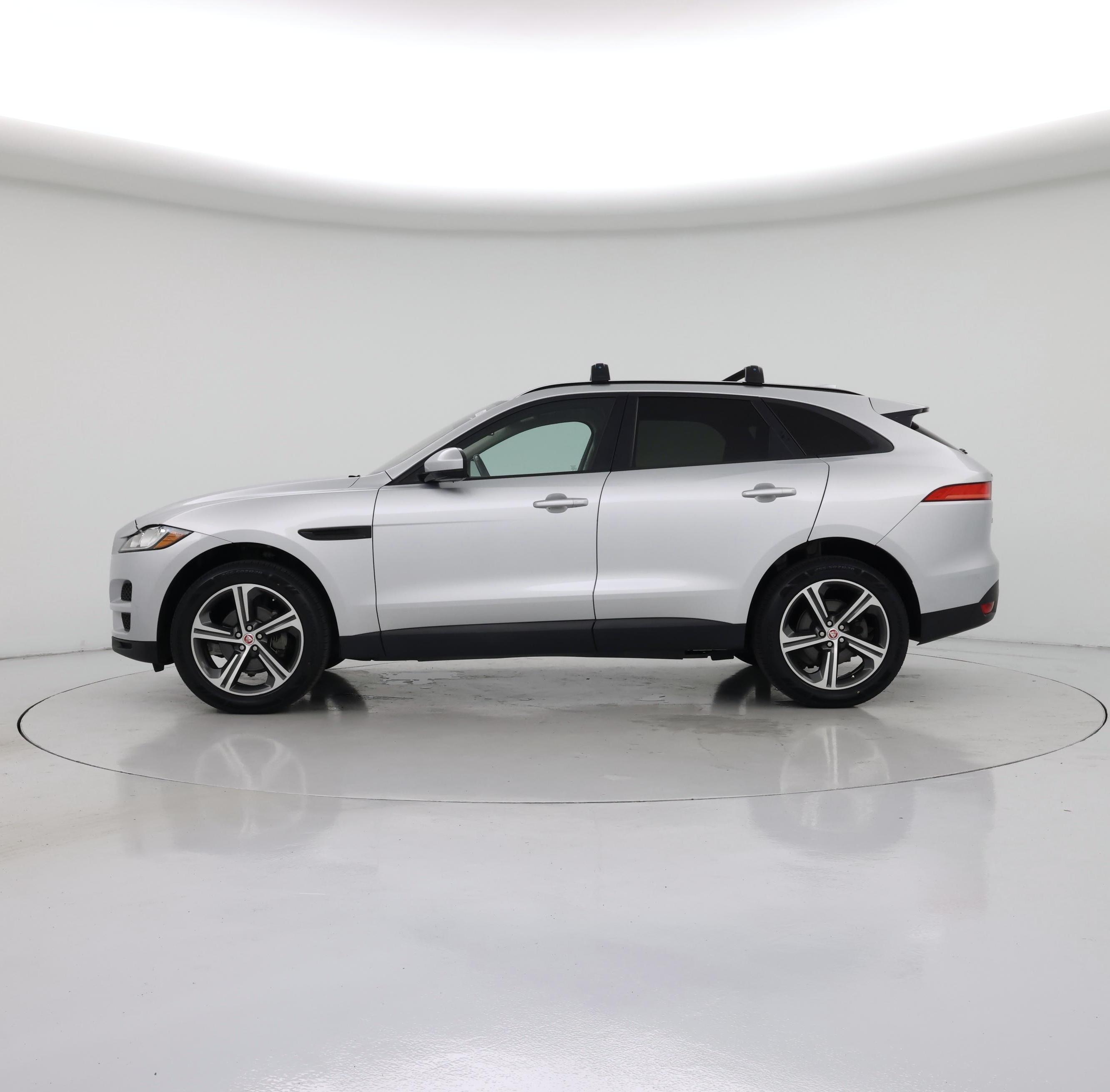 Thumbnail: 2018 Jaguar F-Pace - 3