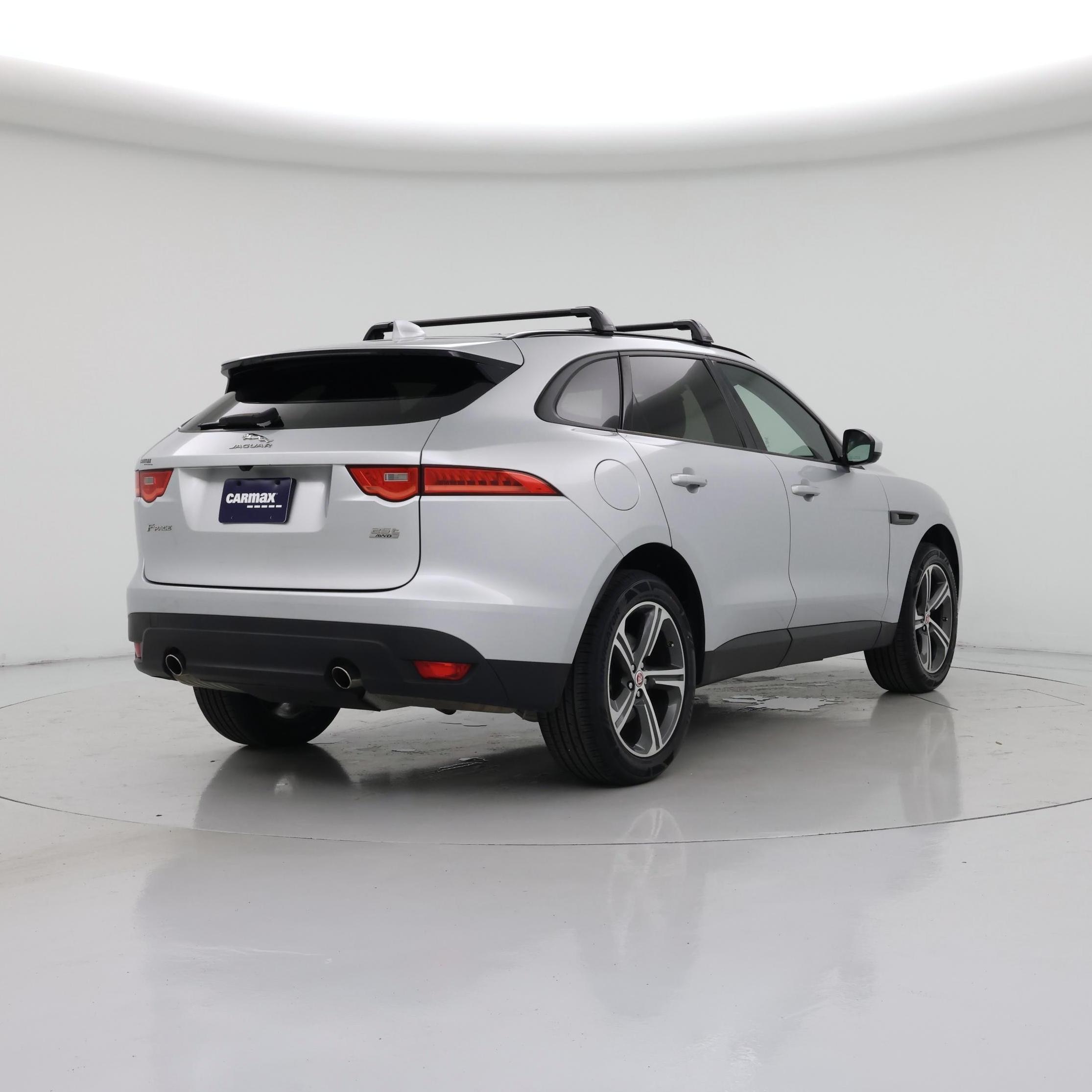 Thumbnail: 2018 Jaguar F-Pace - 8