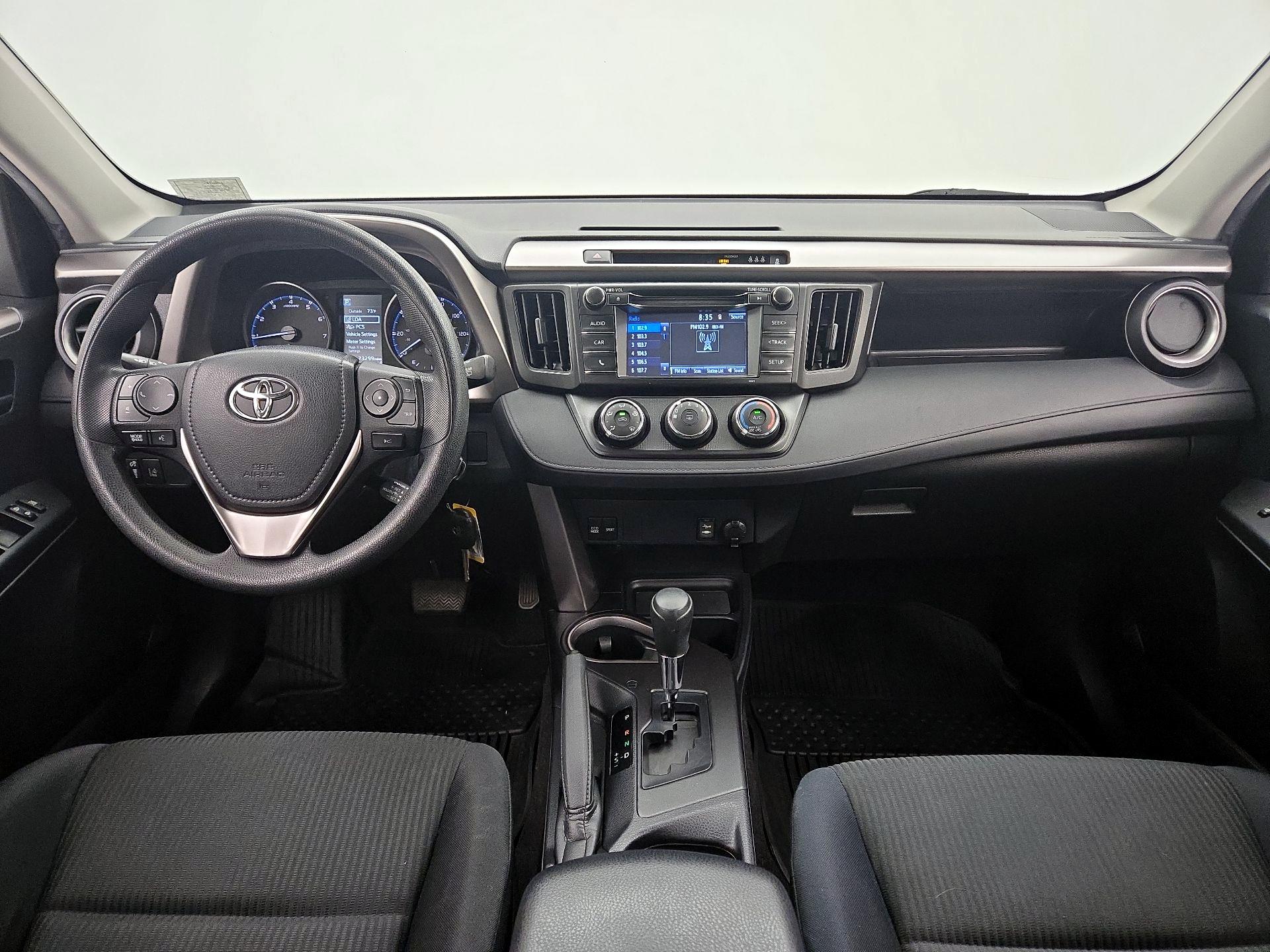 Thumbnail: 2017 Toyota RAV4 - 9