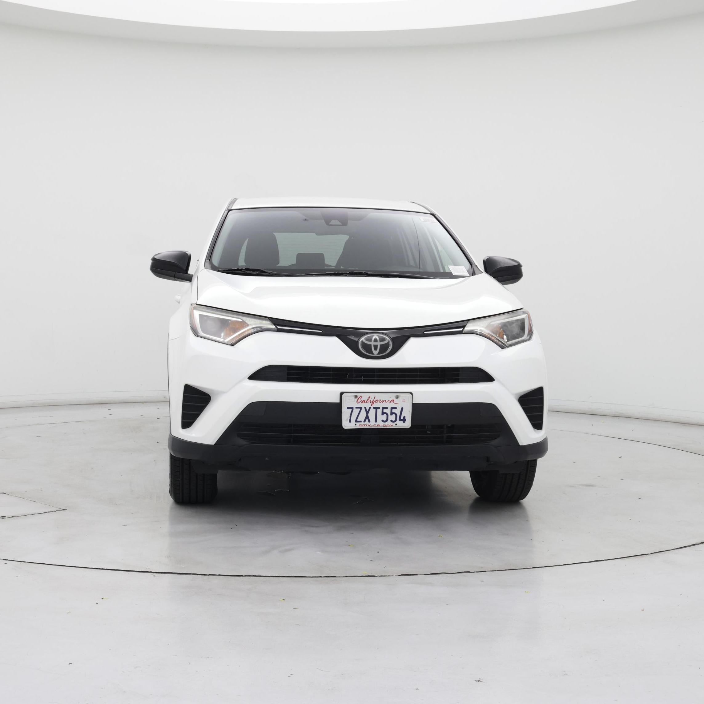 Thumbnail: 2017 Toyota RAV4 - 5