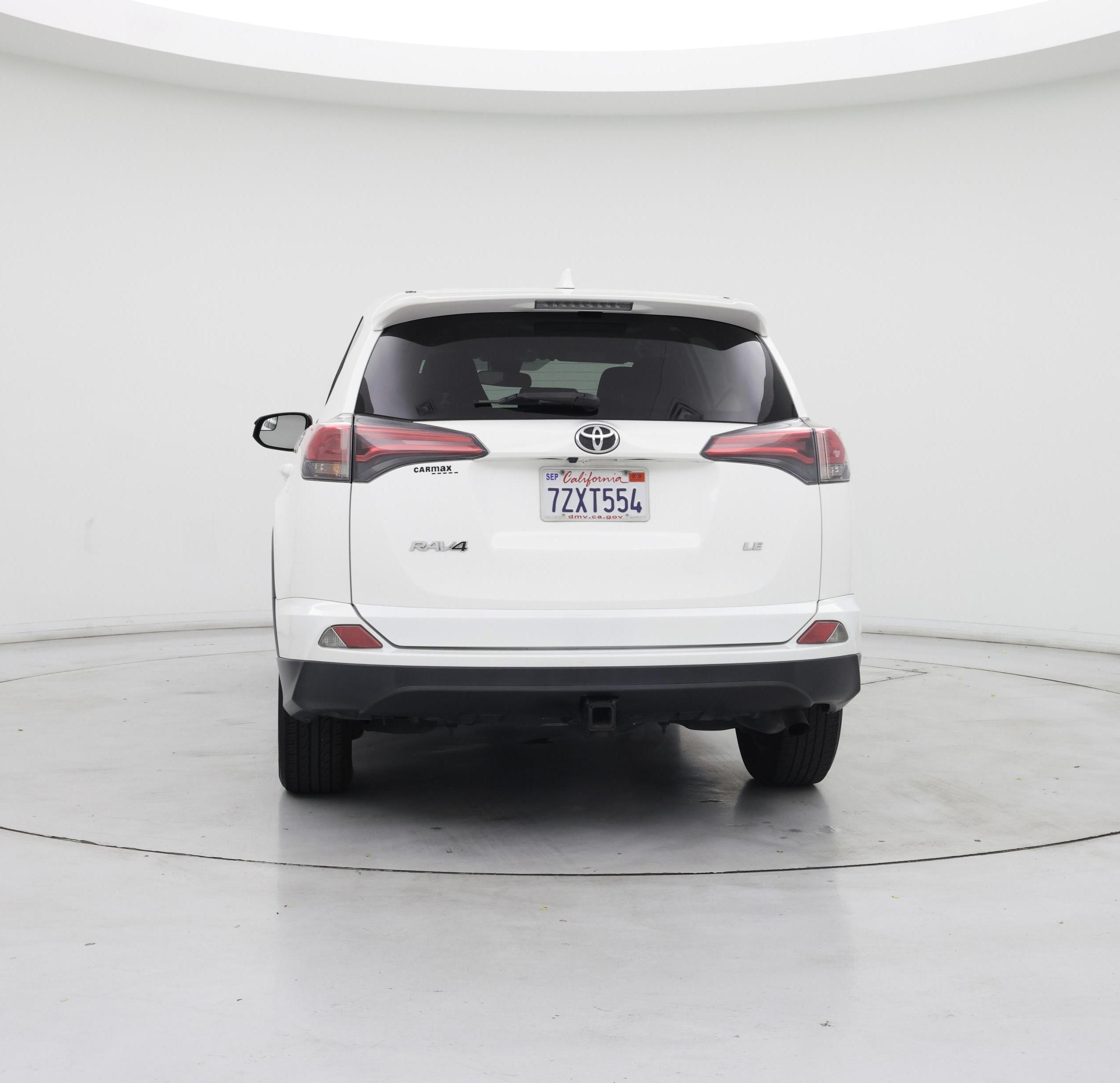 Thumbnail: 2017 Toyota RAV4 - 6