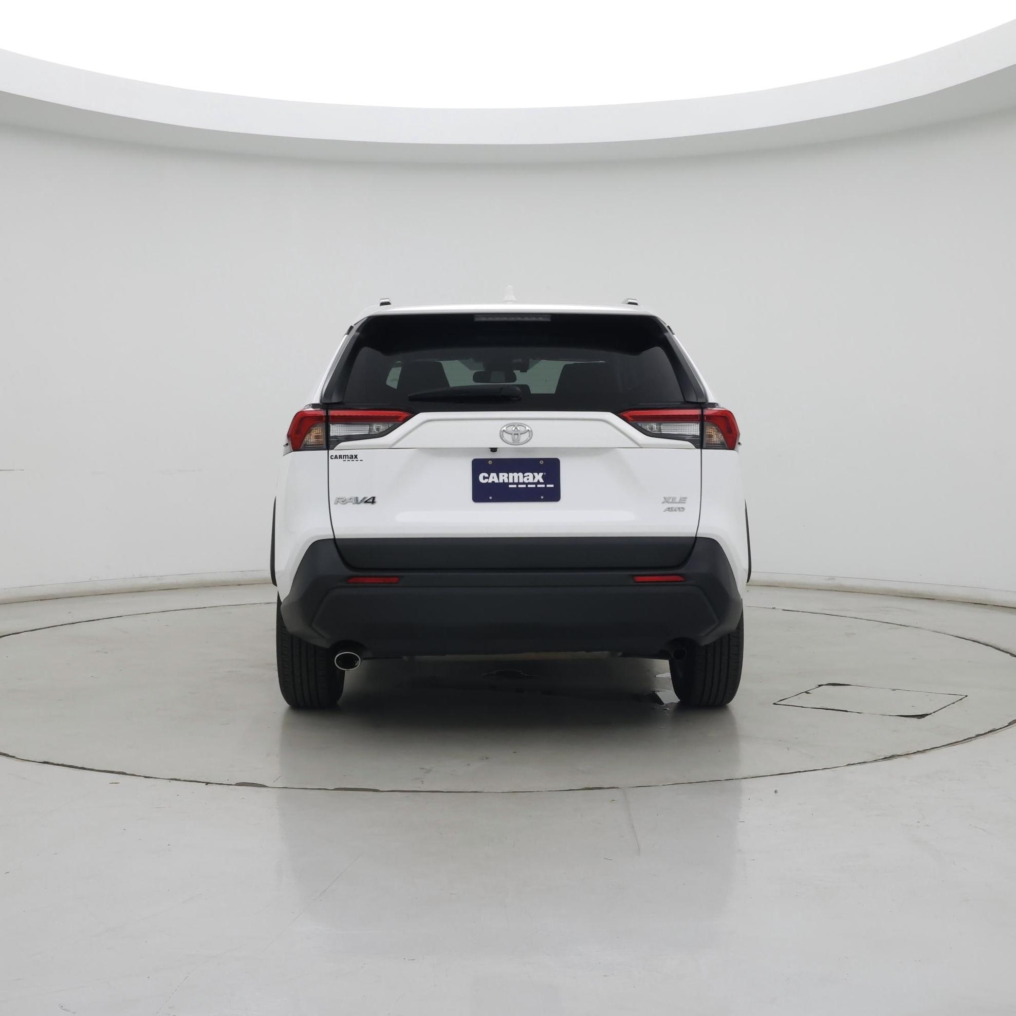 Thumbnail: 2024 Toyota RAV4 - 8