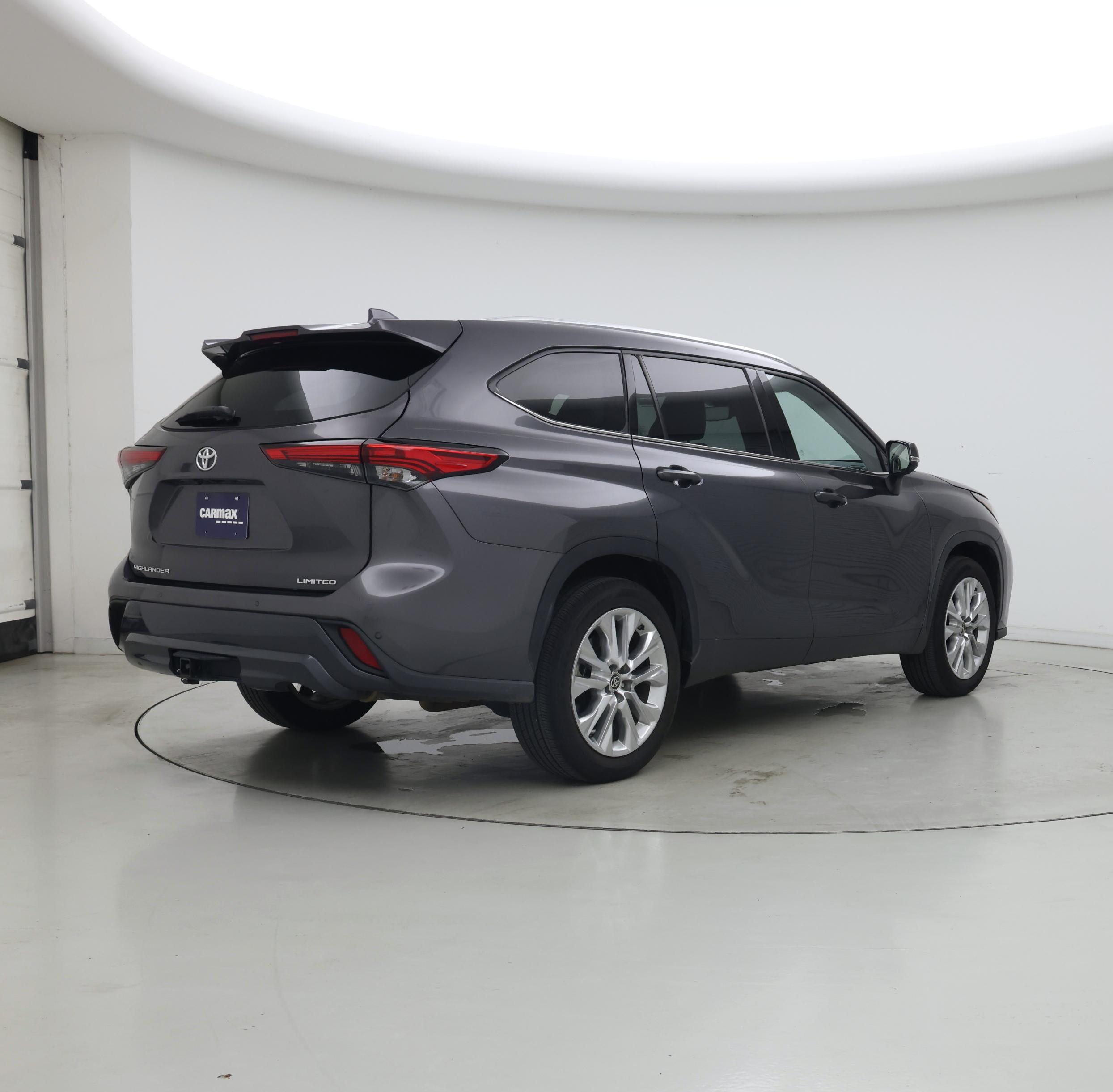 Thumbnail: 2021 Toyota Highlander - 8