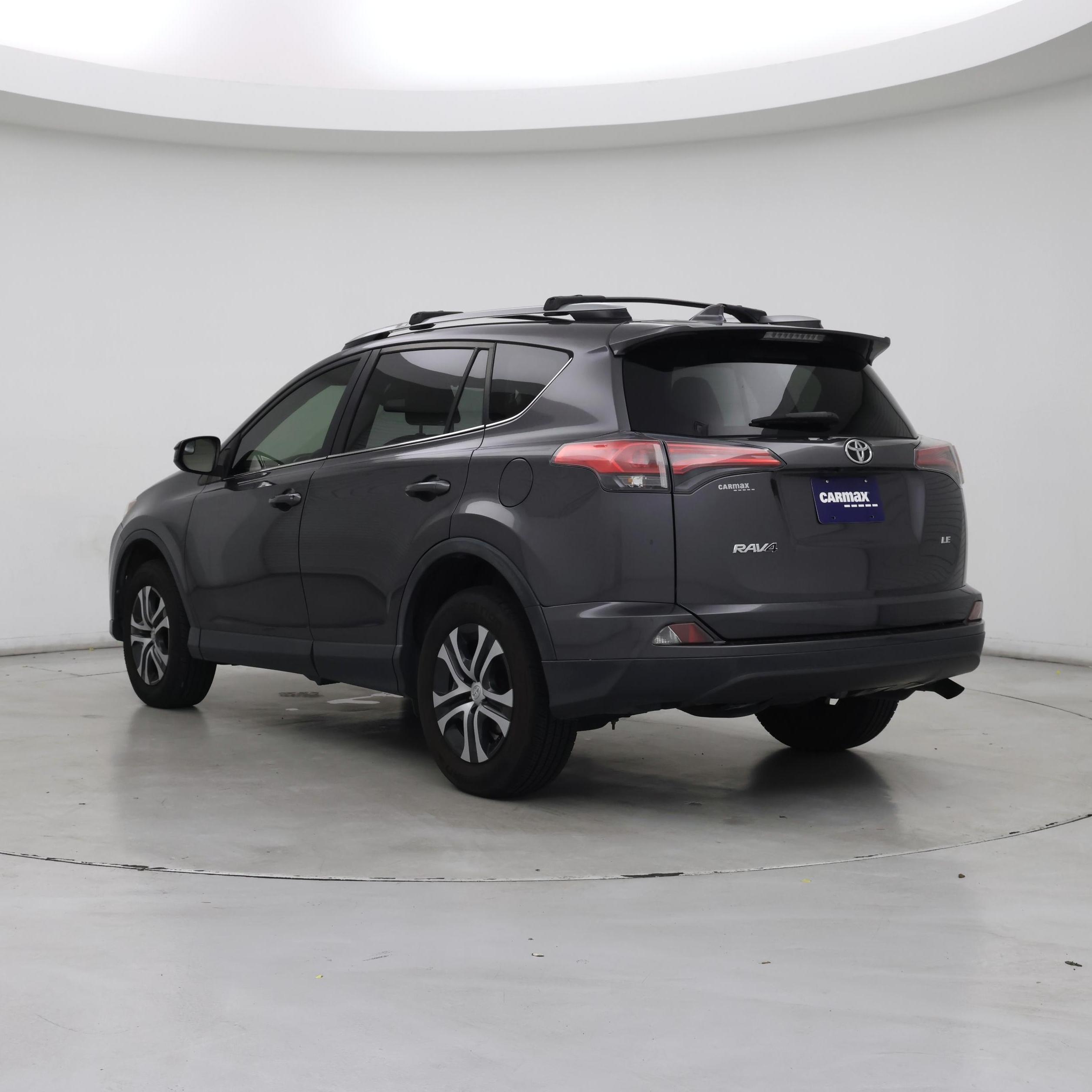 Thumbnail: 2018 Toyota RAV4 - 2