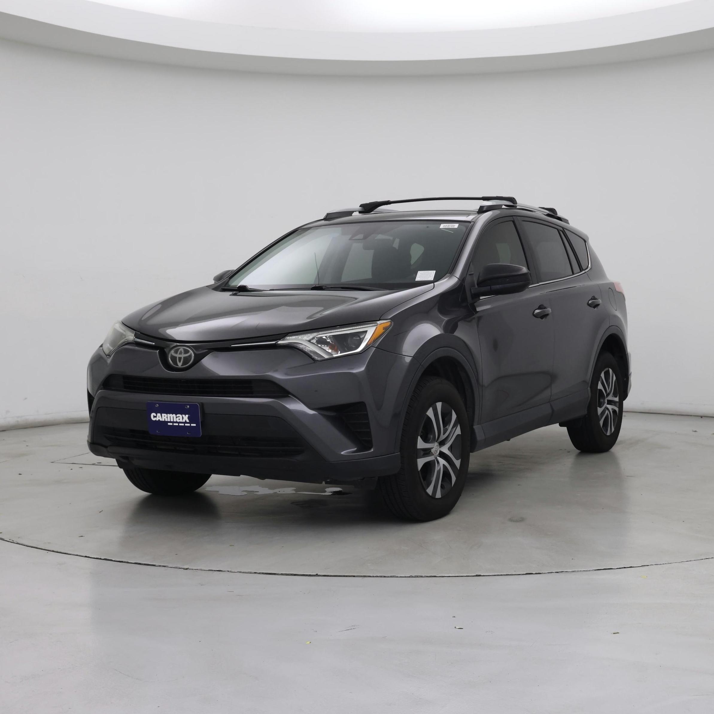 Thumbnail: 2018 Toyota RAV4 - 4