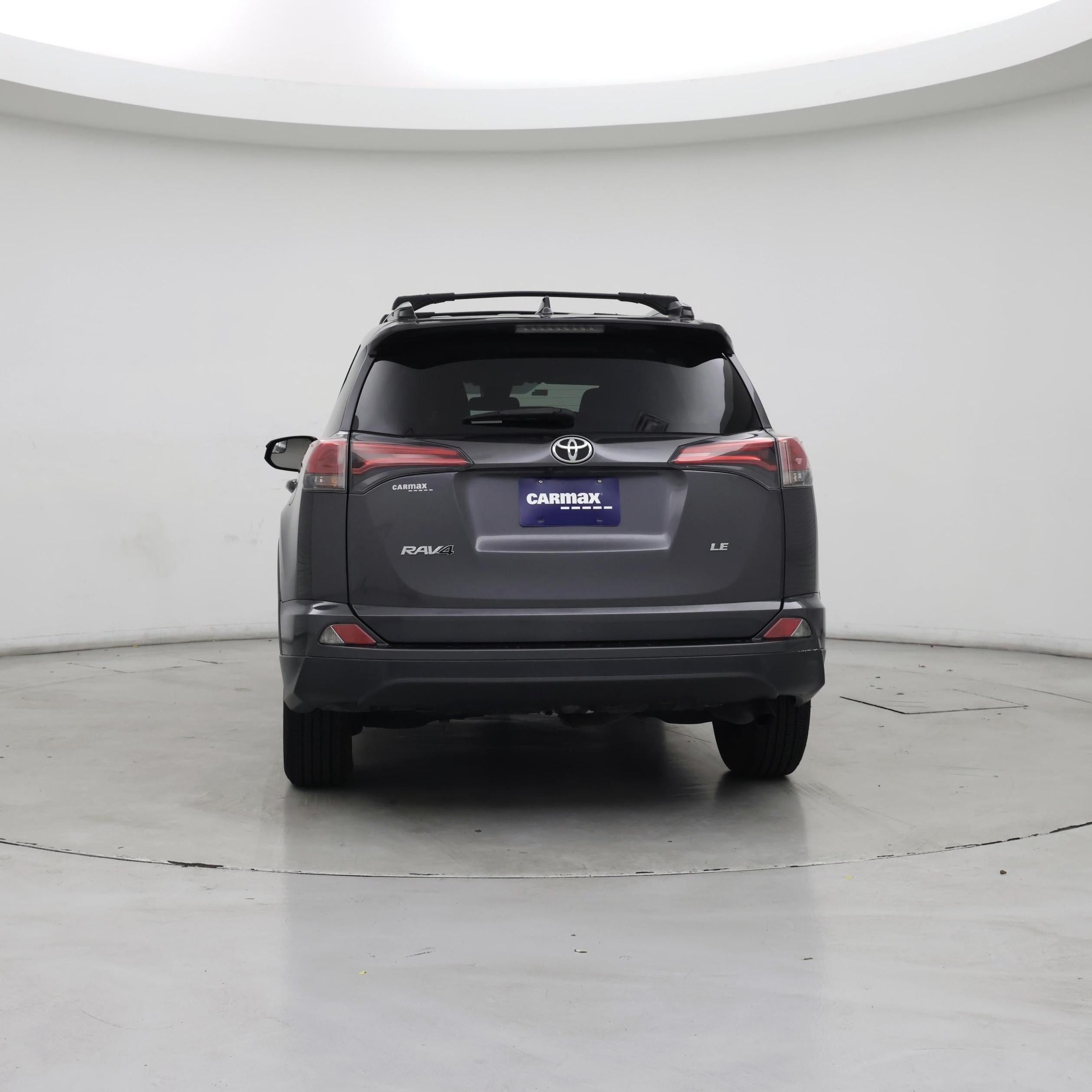 Thumbnail: 2018 Toyota RAV4 - 6