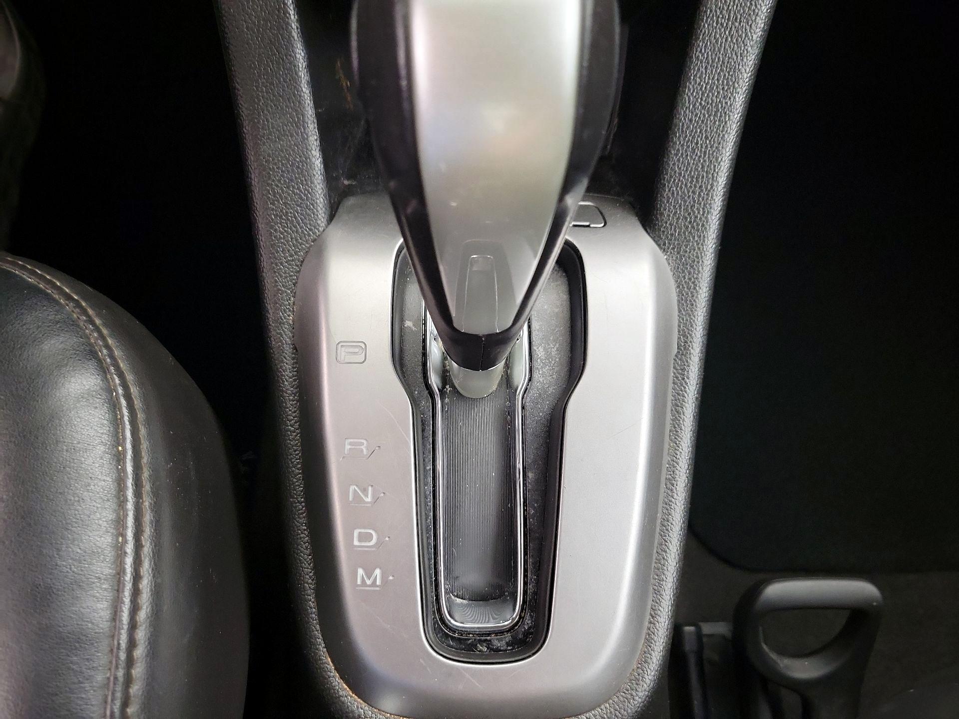 Thumbnail: 2019 Chevrolet Sonic - 17