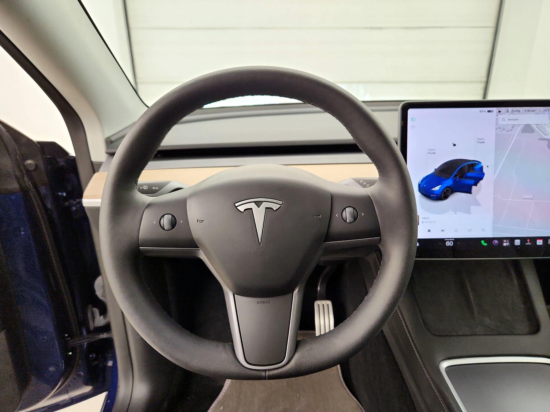 Thumbnail: 2023 Tesla Model Y - 10