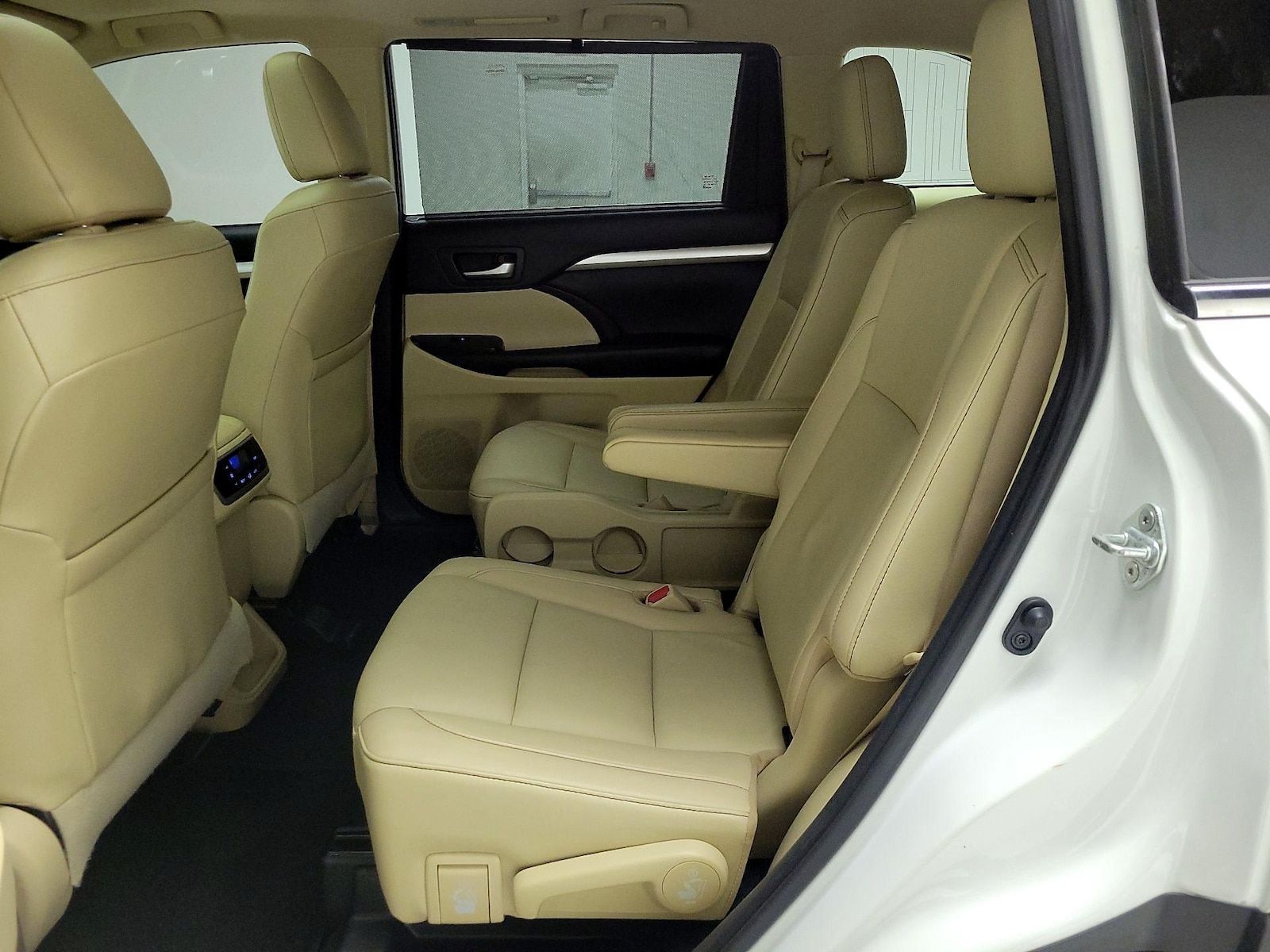 Rear Air Conditioning
