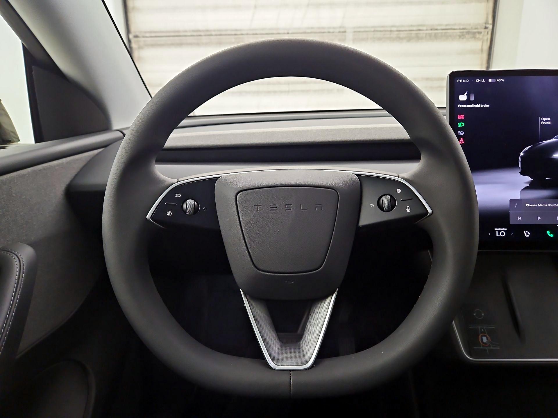 Thumbnail: 2026 Tesla Model Y - 10
