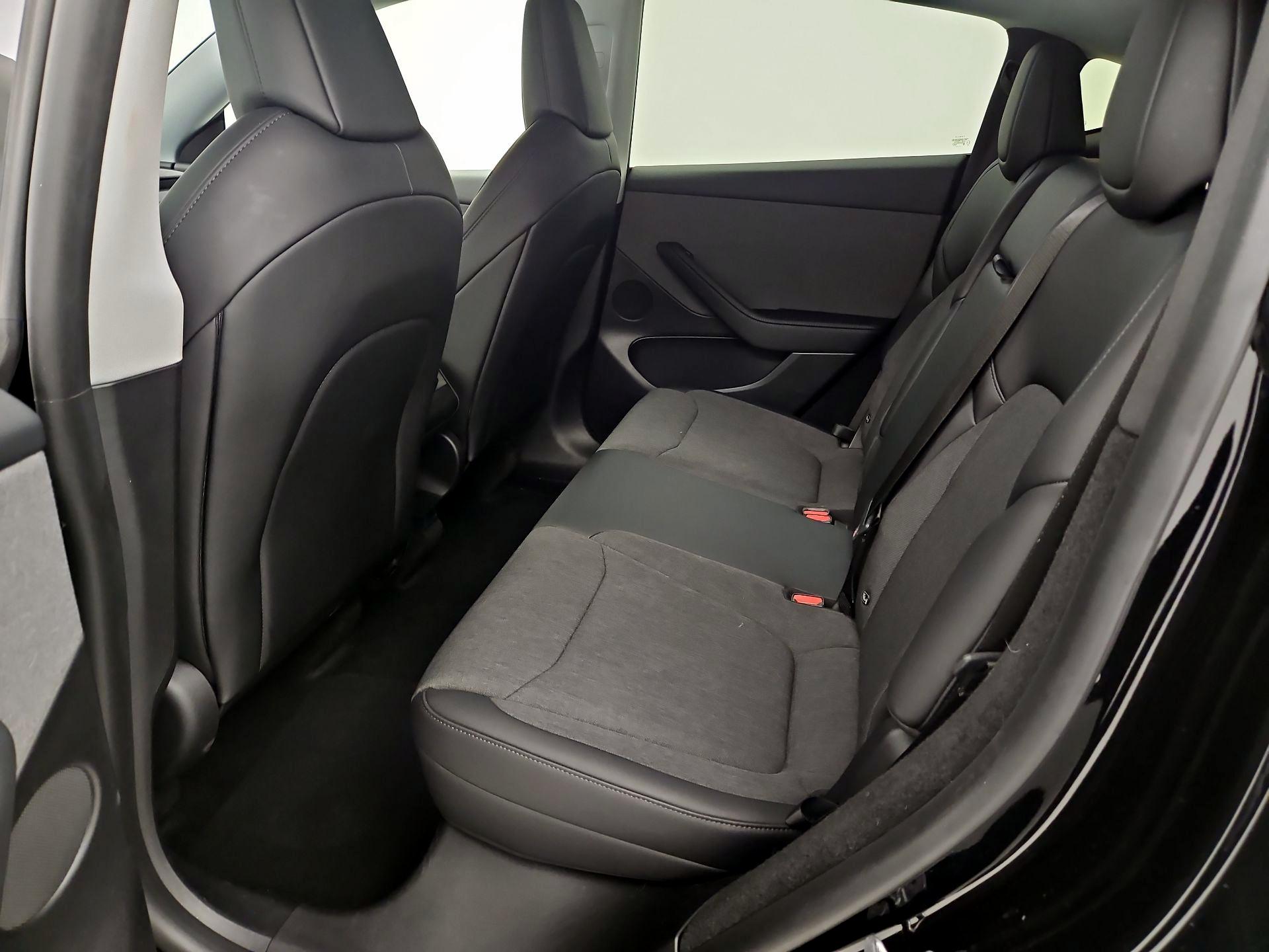Thumbnail: 2026 Tesla Model Y - 18