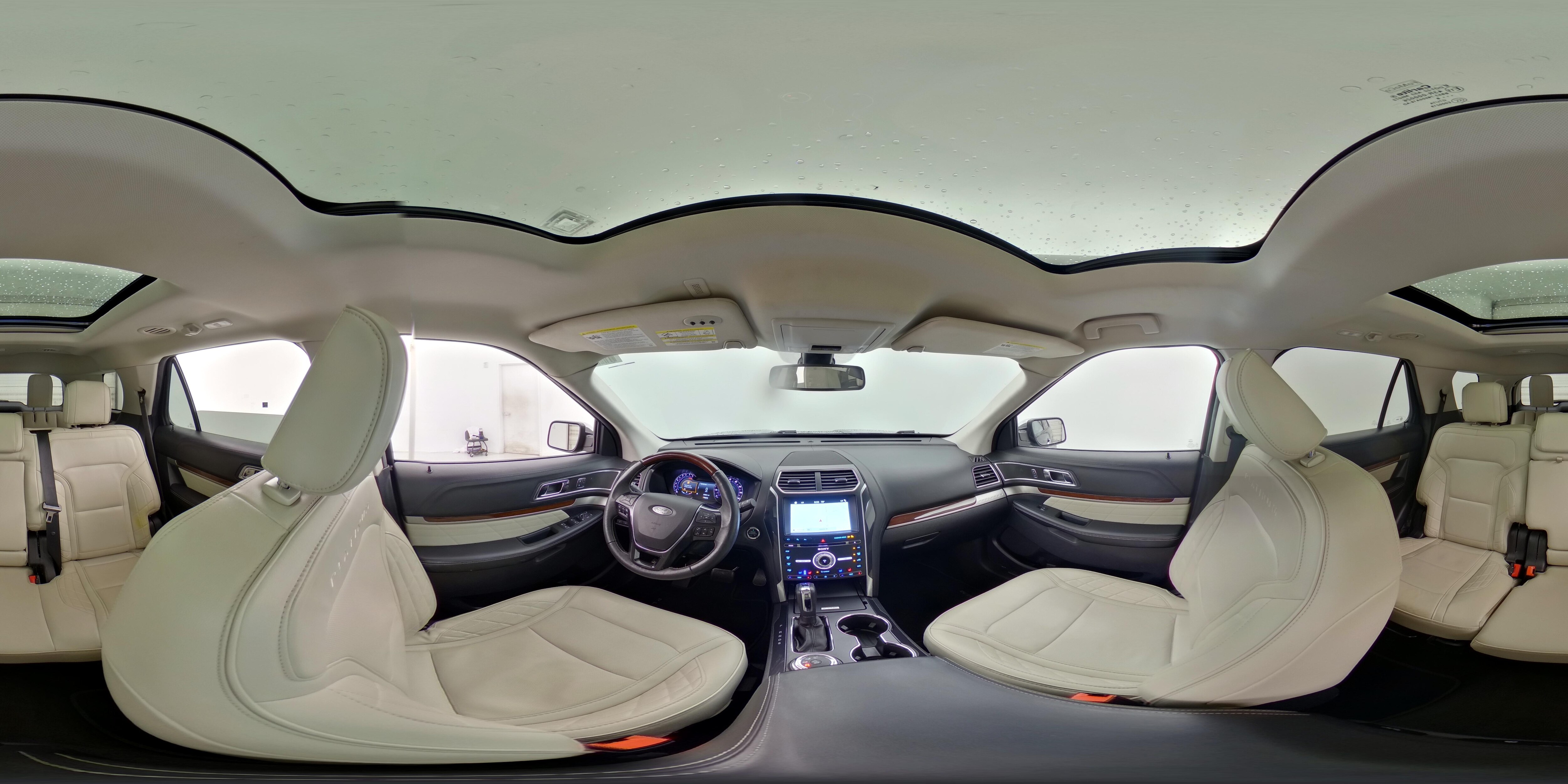 2018 Ford Explorer Platinum - Photo 28
