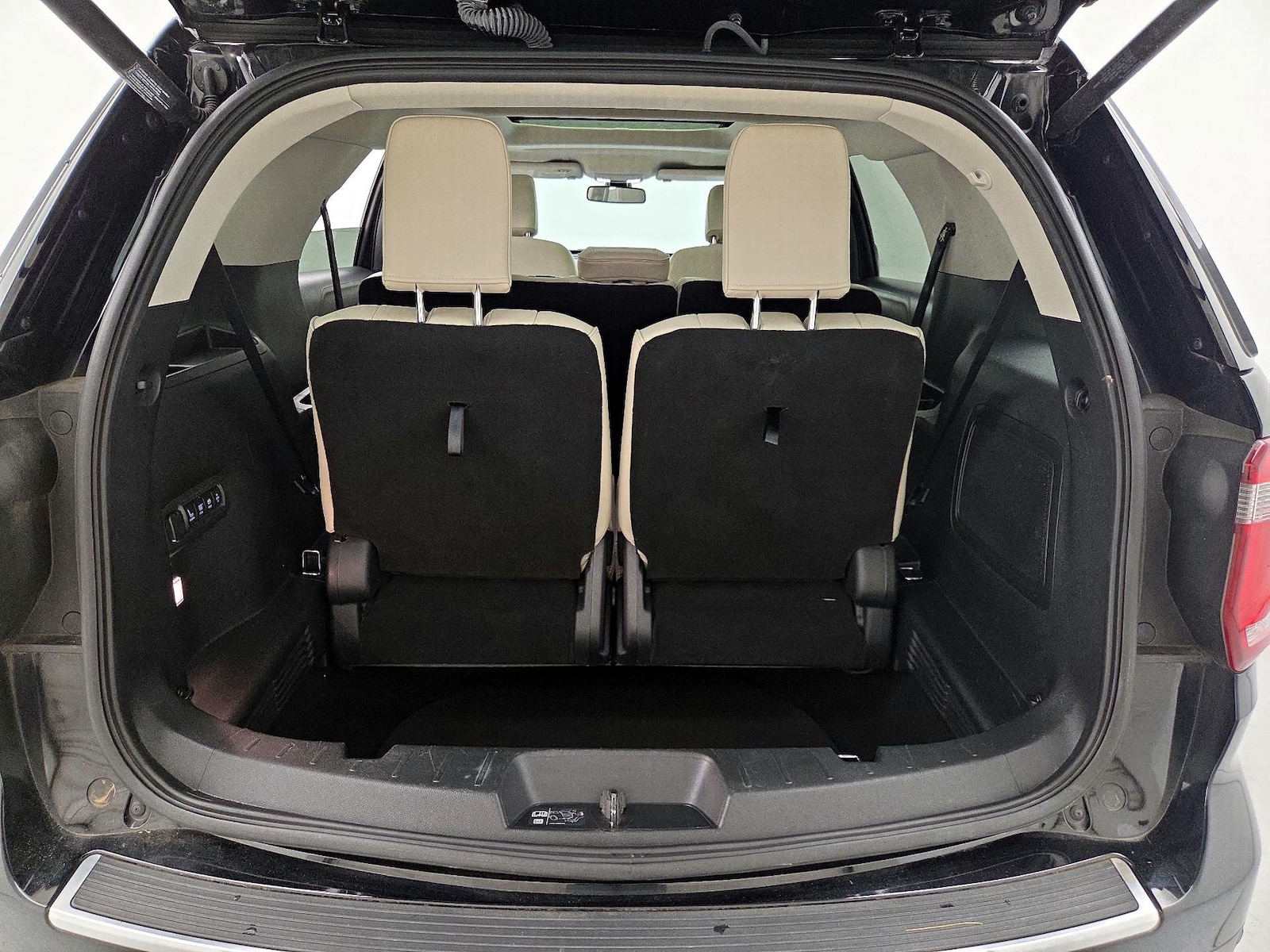 2018 Ford Explorer Platinum - Photo 24