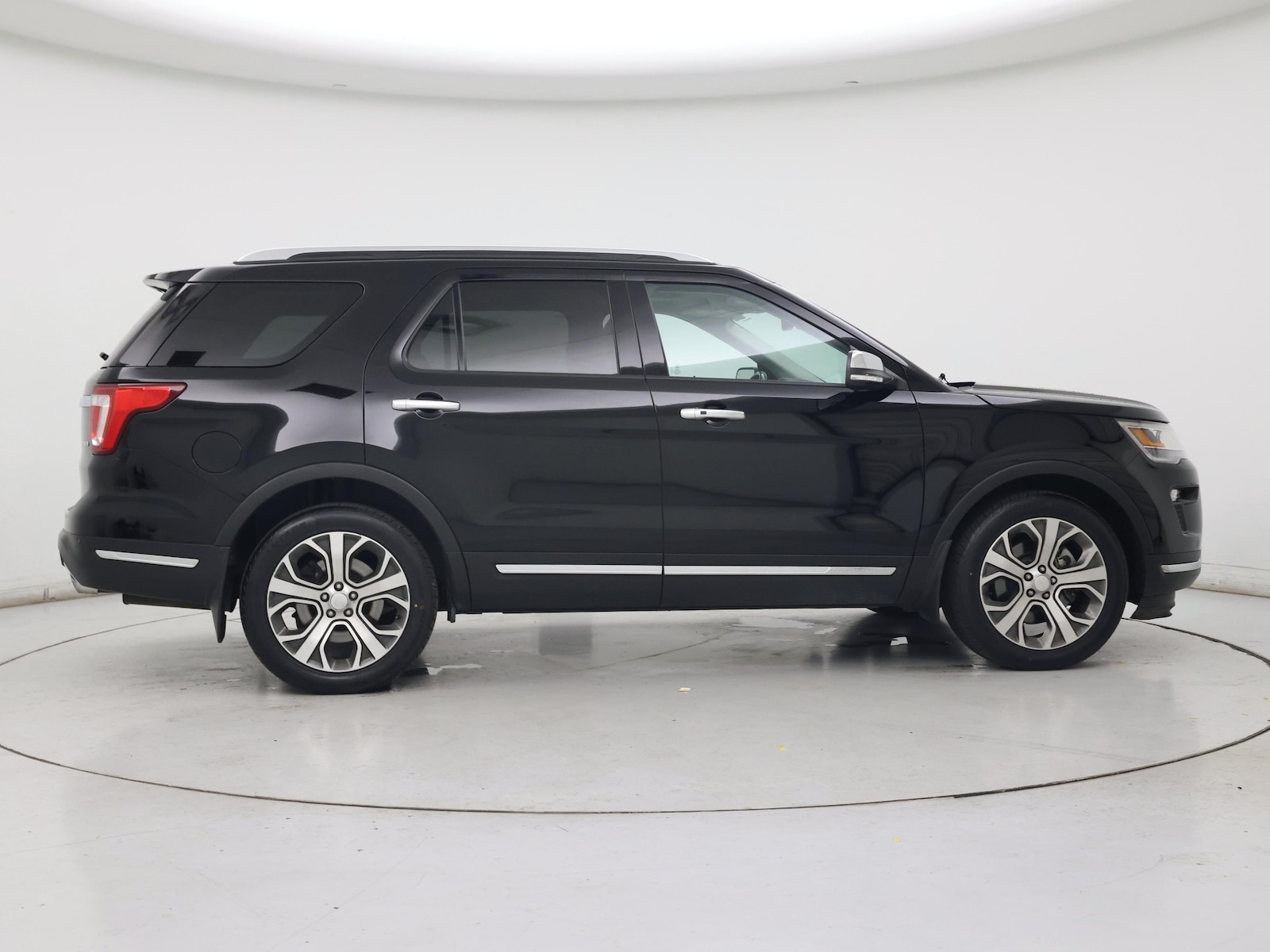 2018 Ford Explorer Platinum - Photo 8