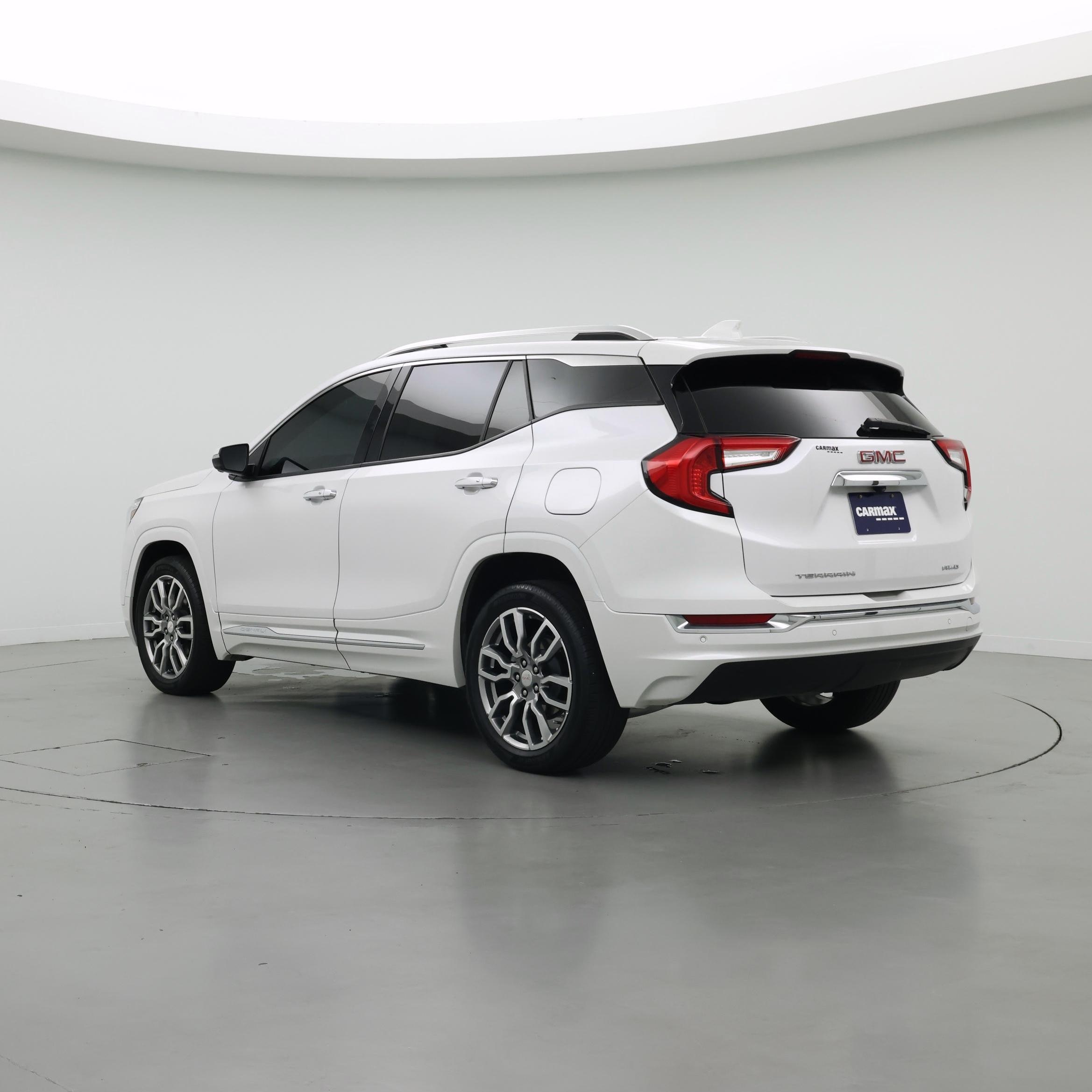 Thumbnail: 2022 GMC Terrain - 2
