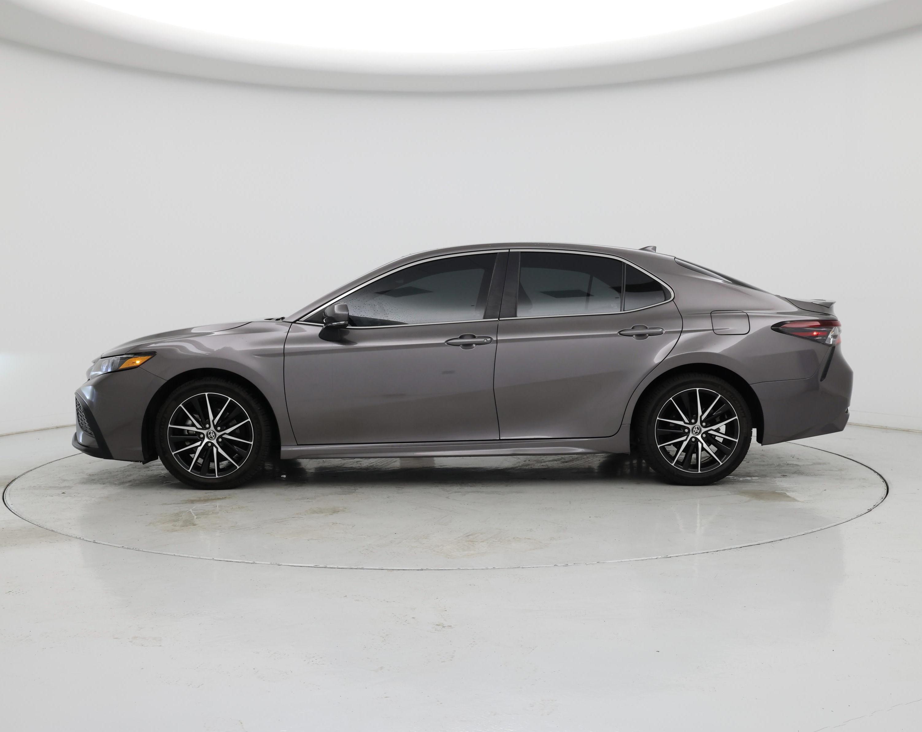 Thumbnail: 2024 Toyota Camry - 3