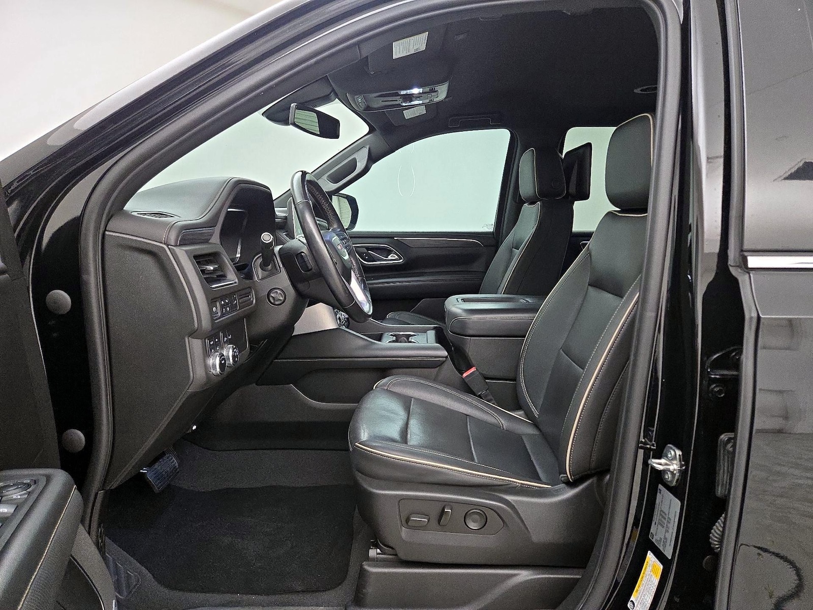 2022 GMC Yukon SLT - Photo 12