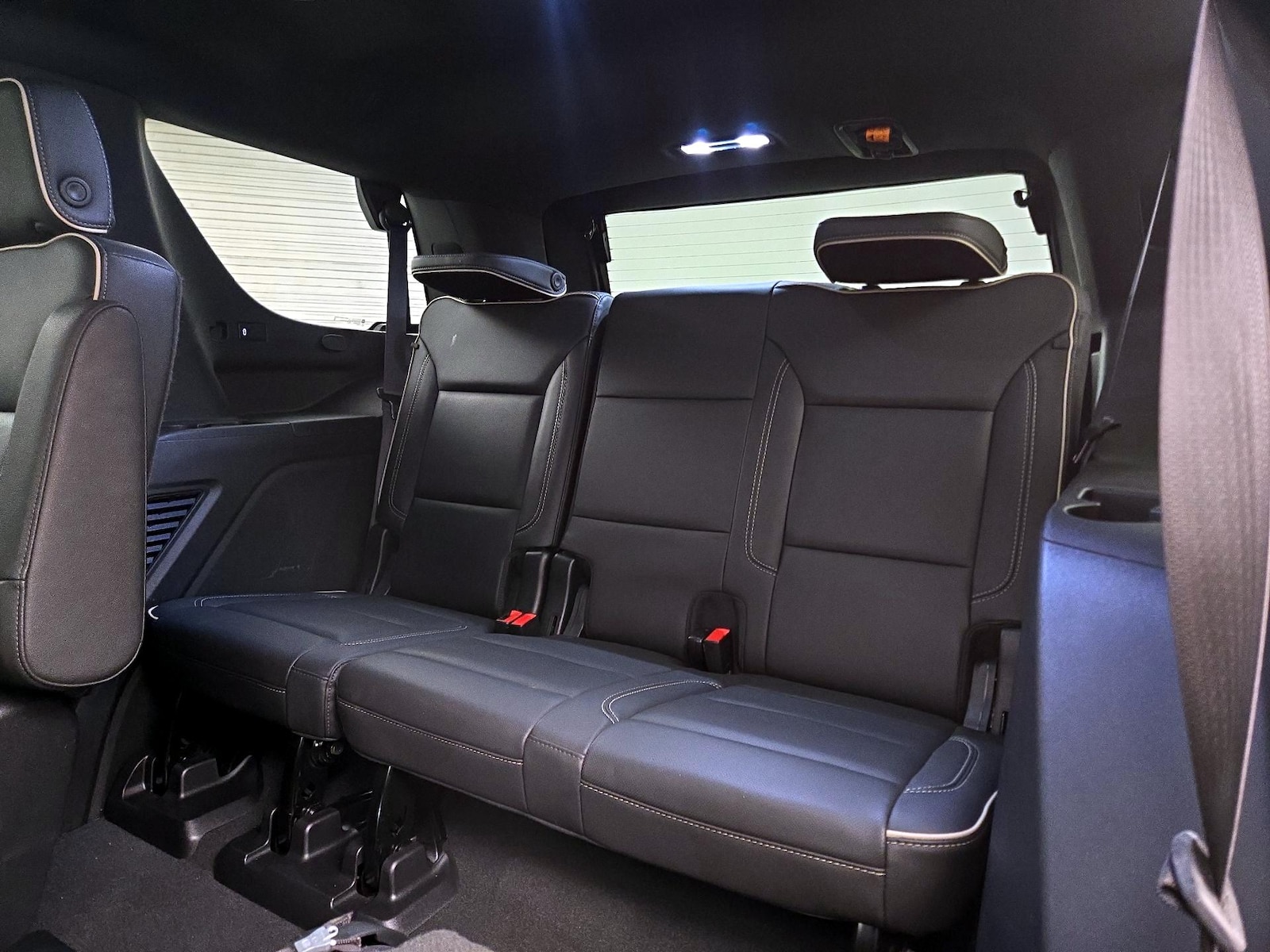 2022 GMC Yukon SLT - Photo 21