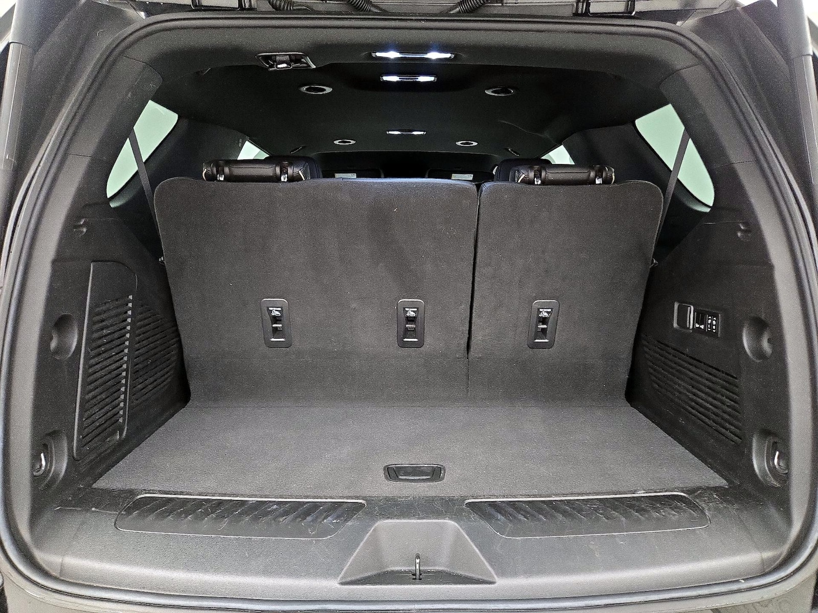 2022 GMC Yukon SLT - Photo 22
