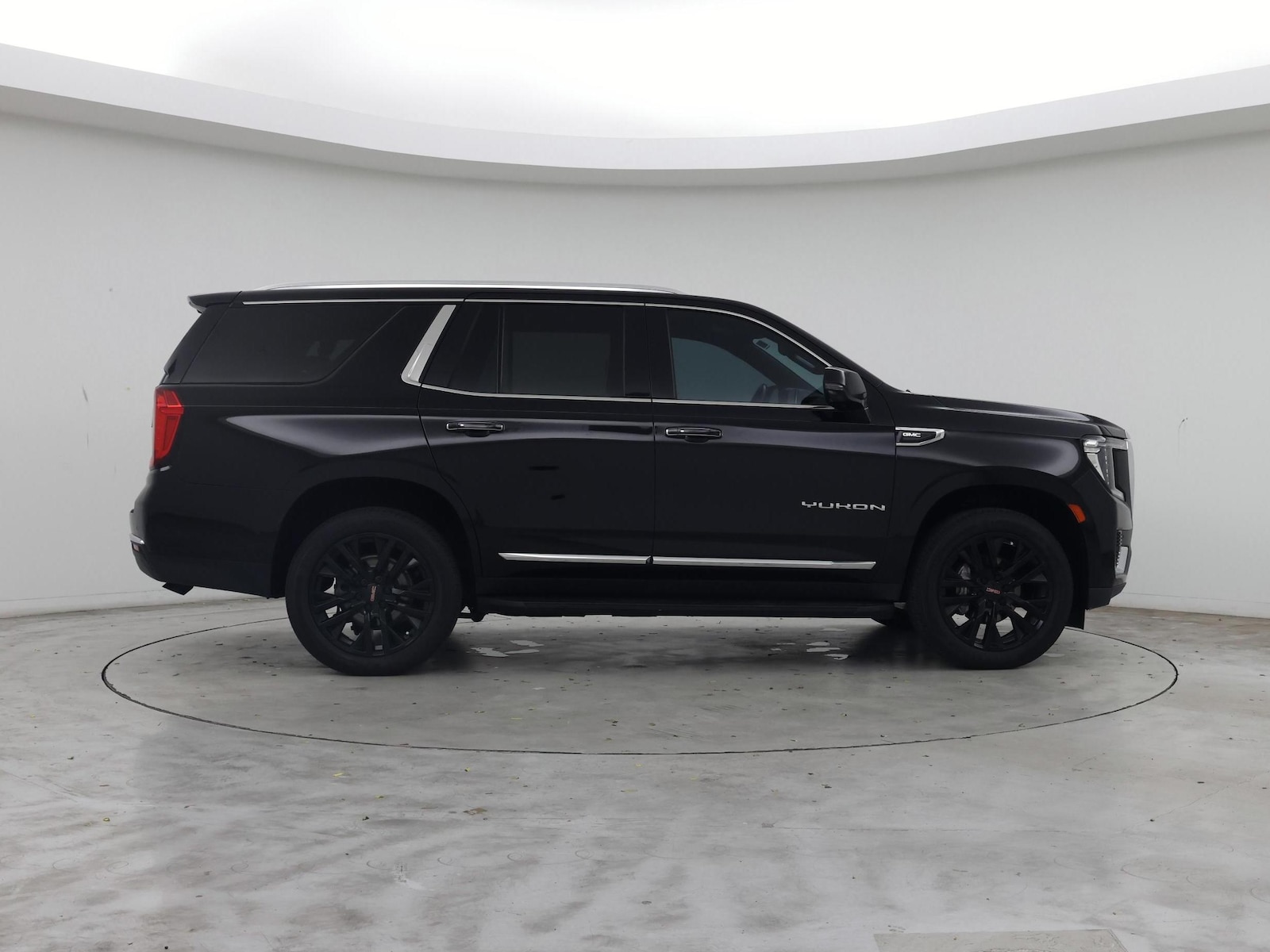 2022 GMC Yukon SLT - Photo 8