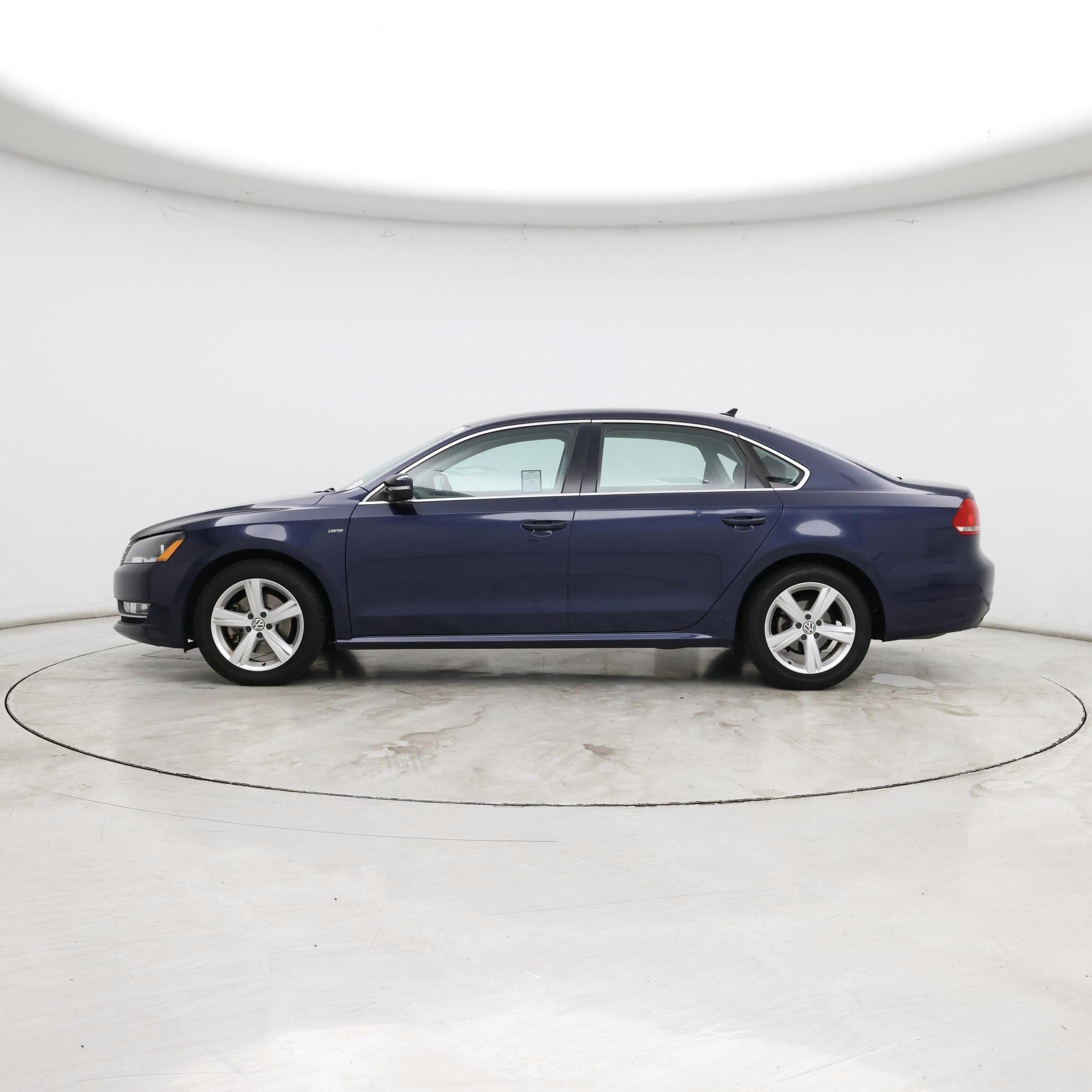 Thumbnail: 2015 Volkswagen Passat - 3