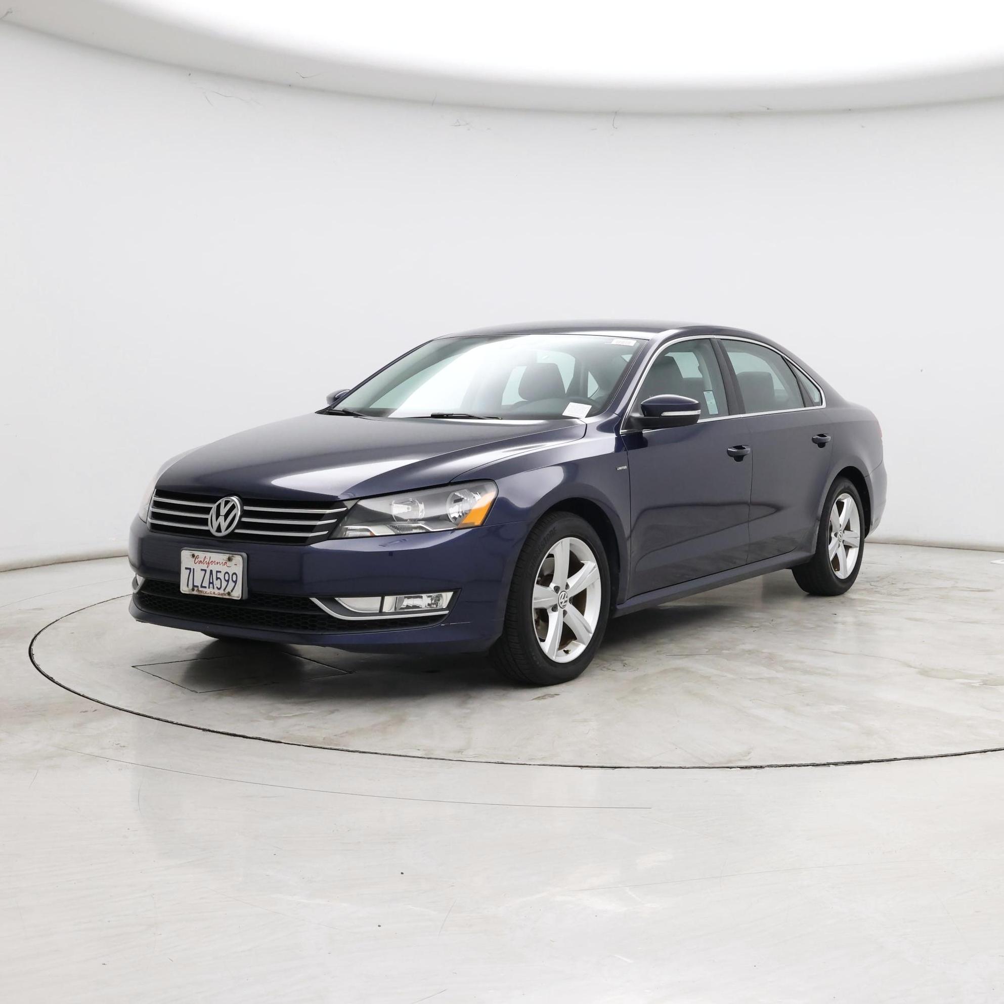 Thumbnail: 2015 Volkswagen Passat - 4