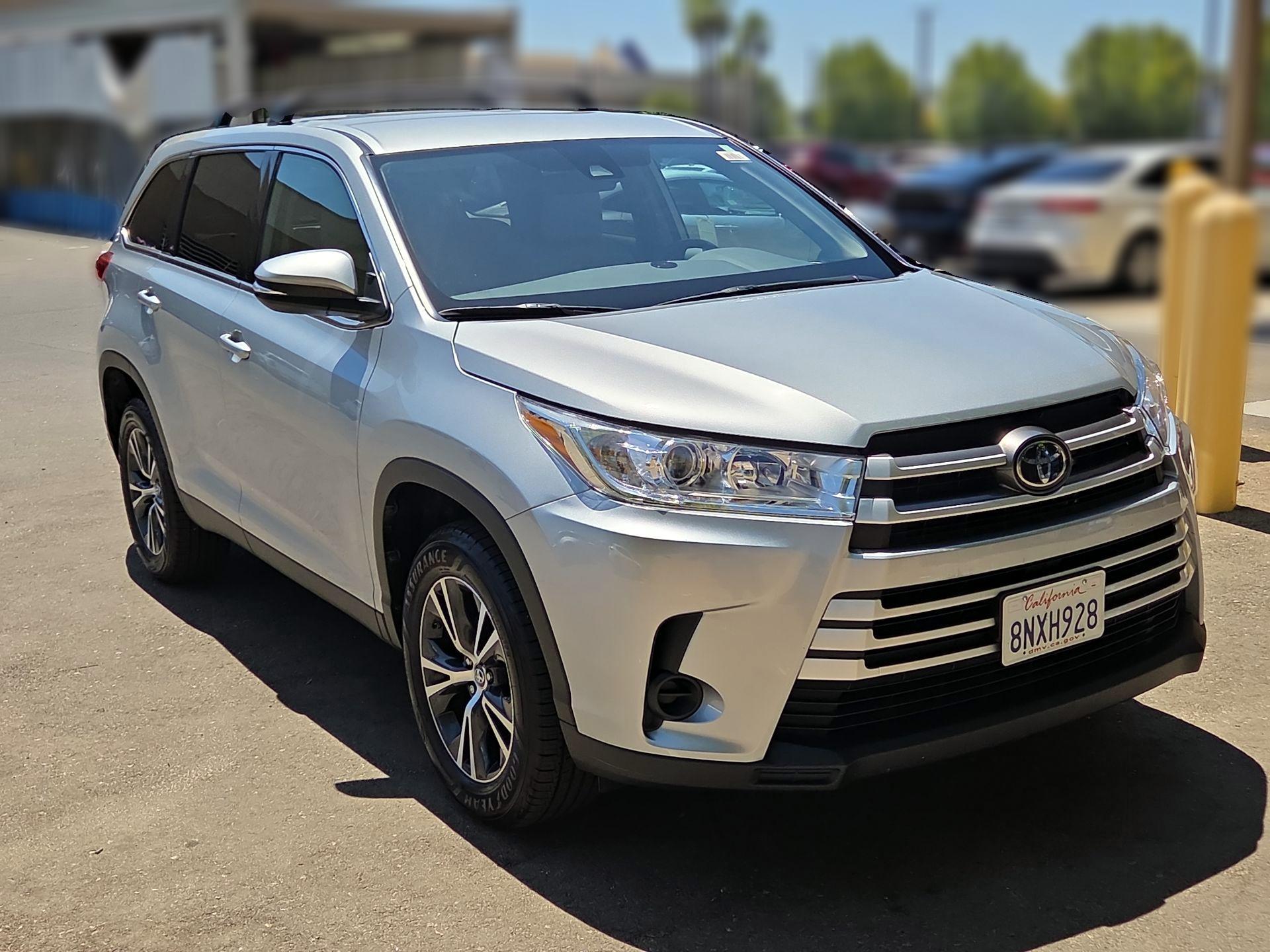 Thumbnail: 2019 Toyota Highlander - 1