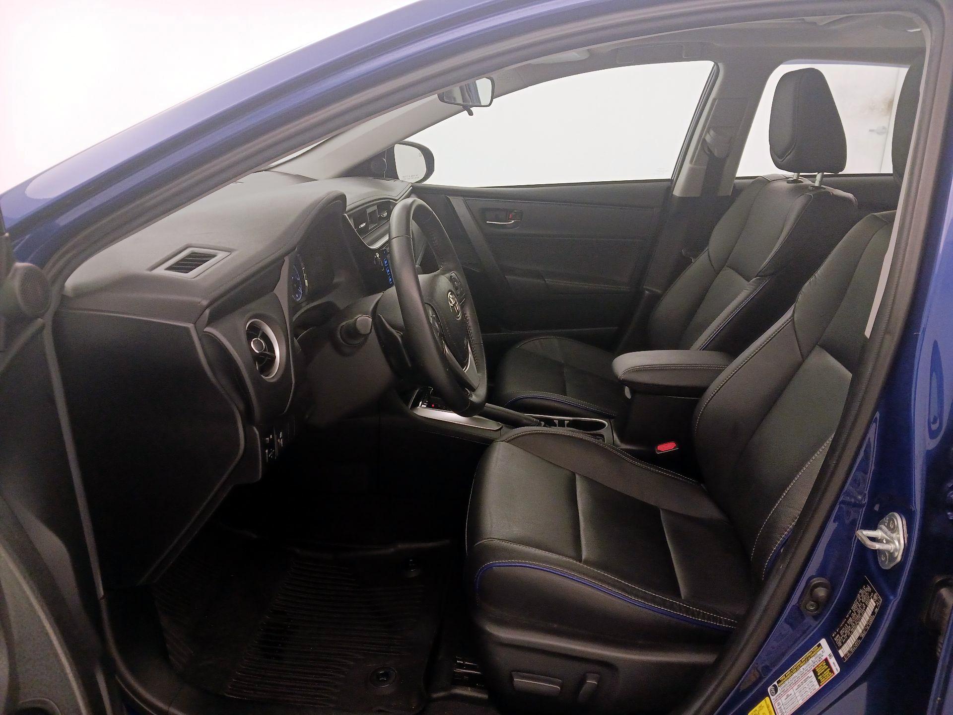 Thumbnail: 2019 Toyota Corolla - 11