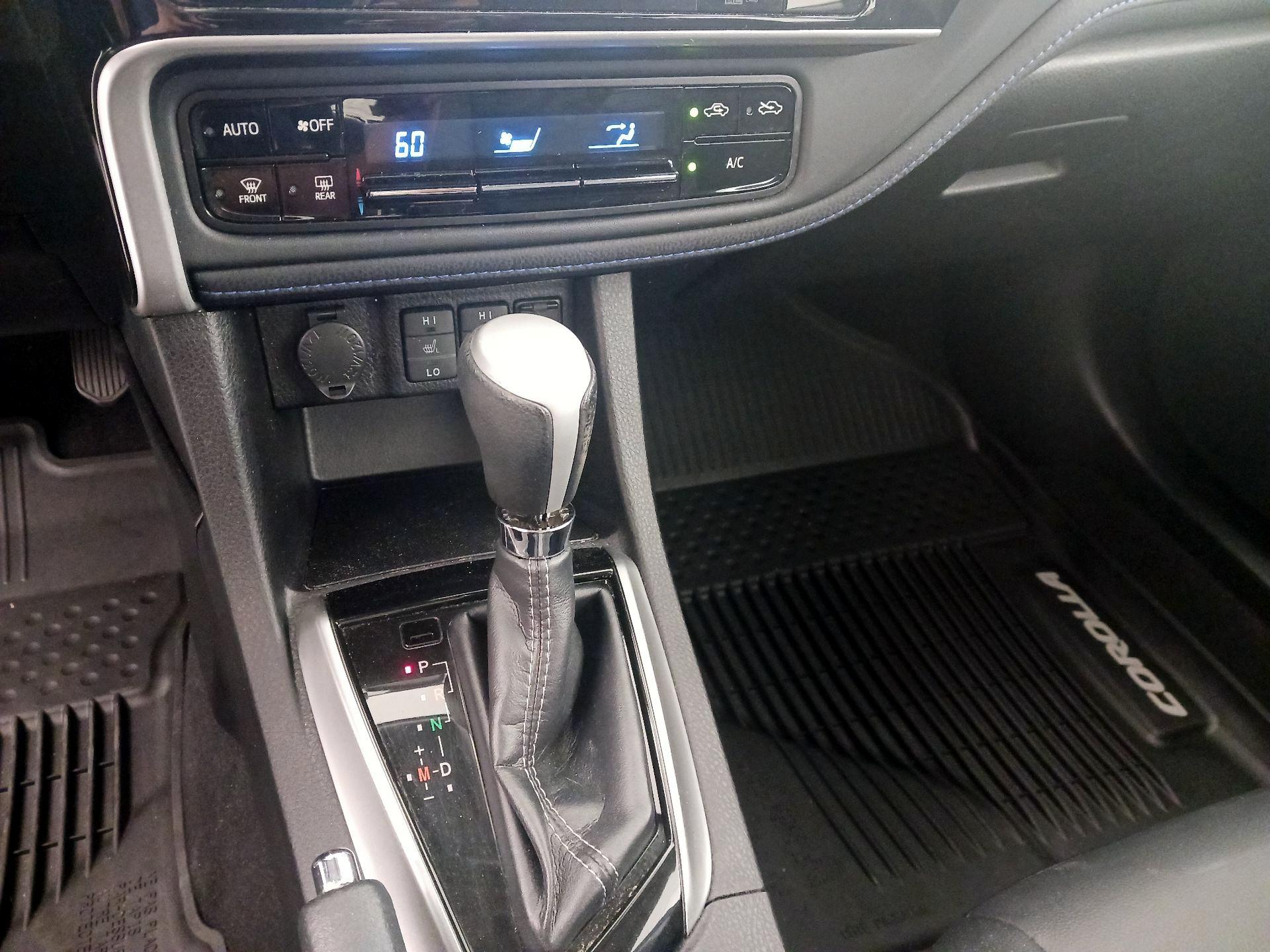 Thumbnail: 2019 Toyota Corolla - 17