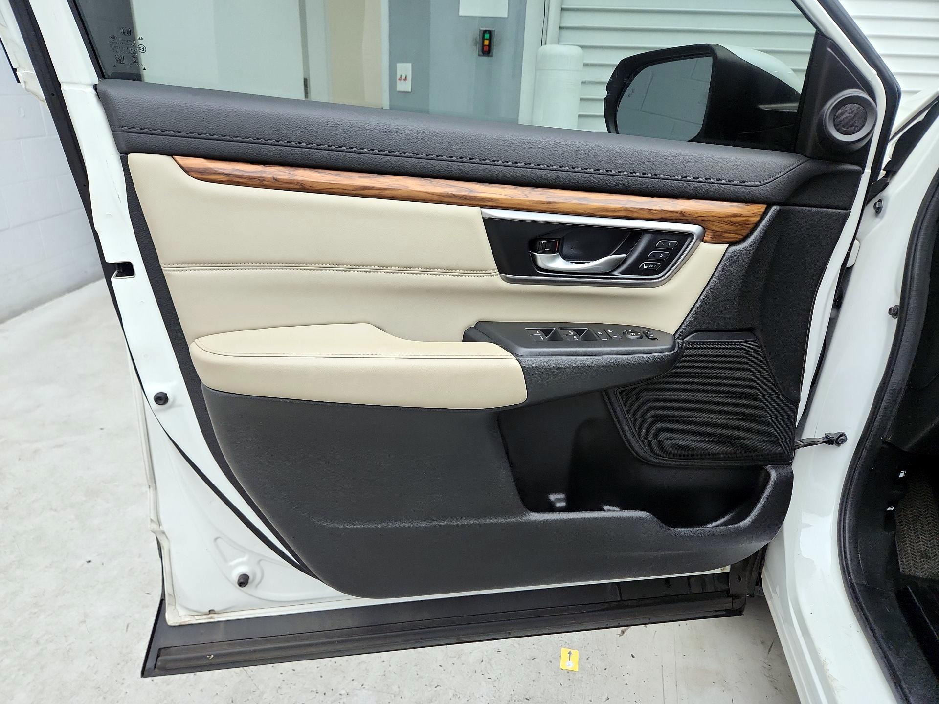 Thumbnail: 2018 Honda CR-V - 12