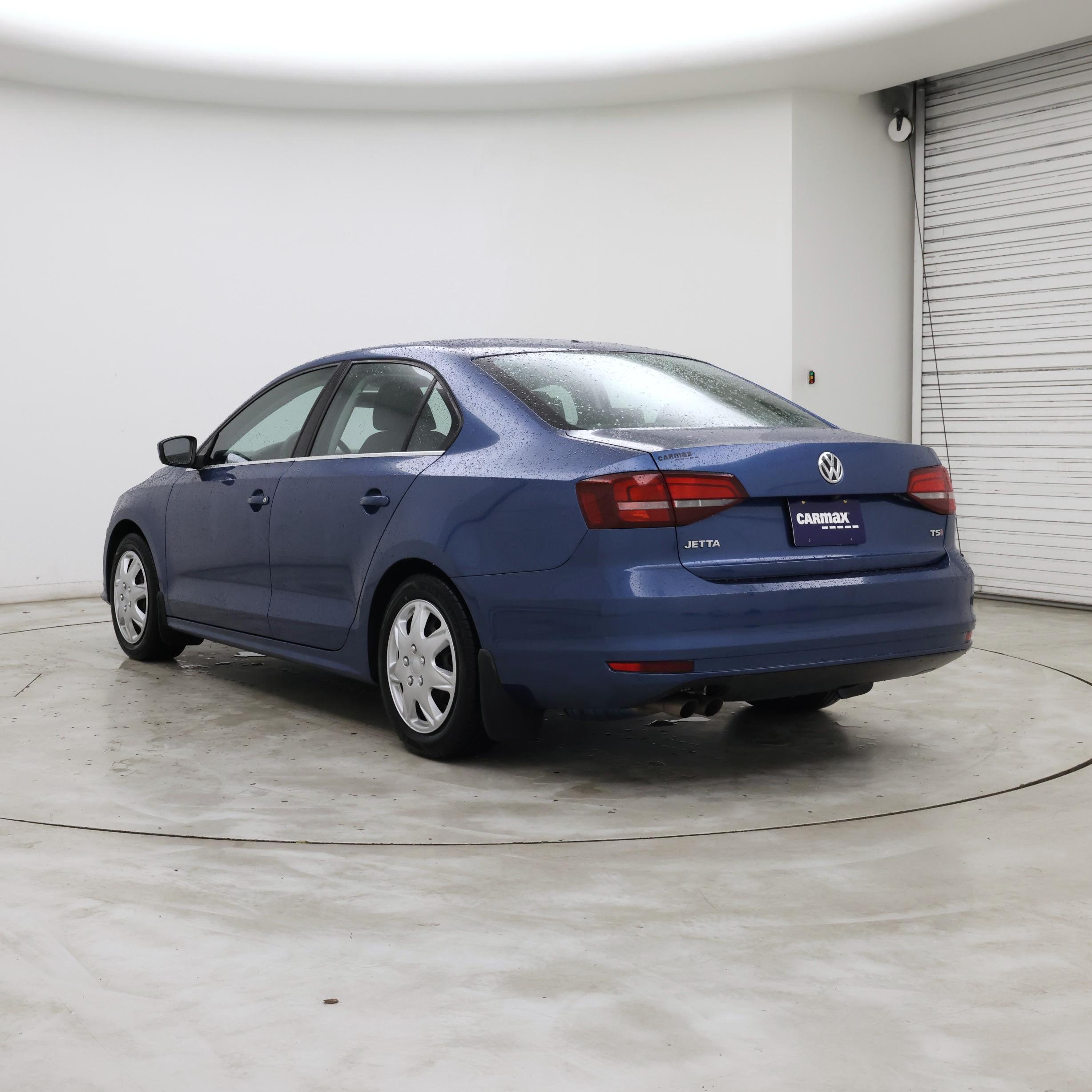 Thumbnail: 2017 Volkswagen Jetta - 2