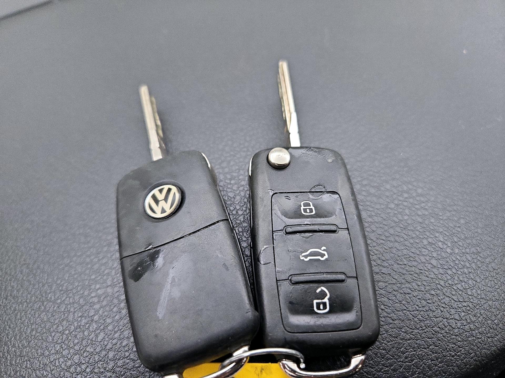 Thumbnail: 2017 Volkswagen Jetta - 19