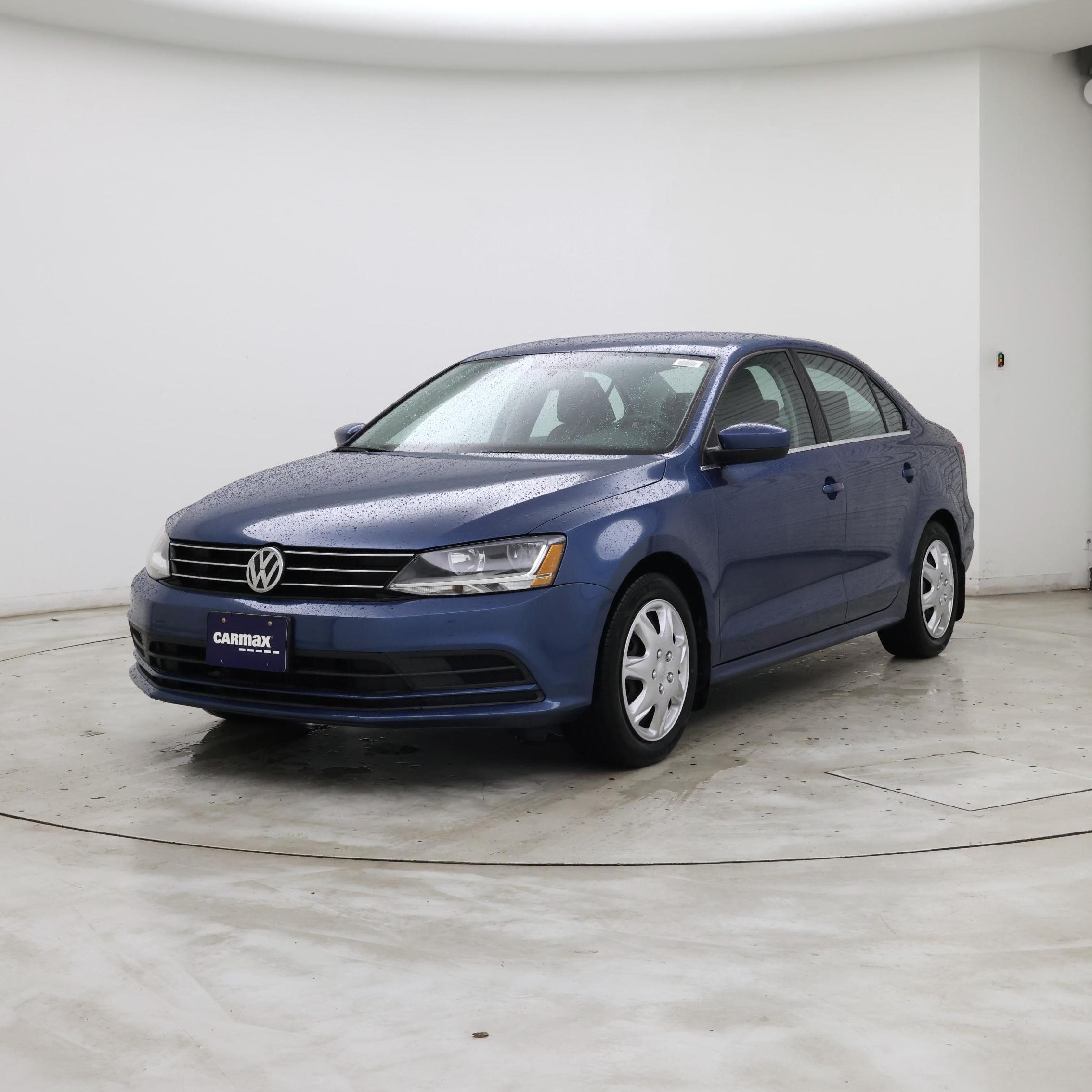Thumbnail: 2017 Volkswagen Jetta - 4