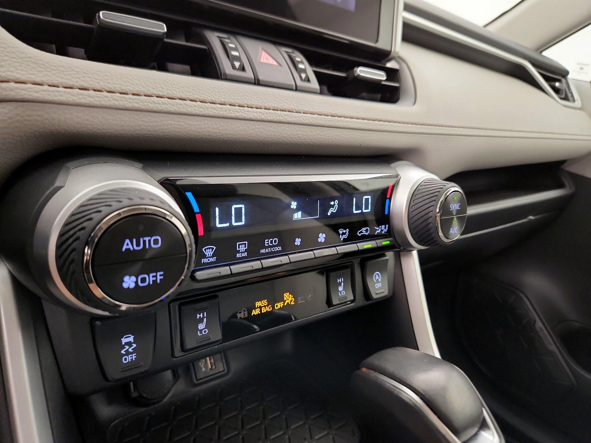 Thumbnail: 2025 Toyota RAV4 - 16