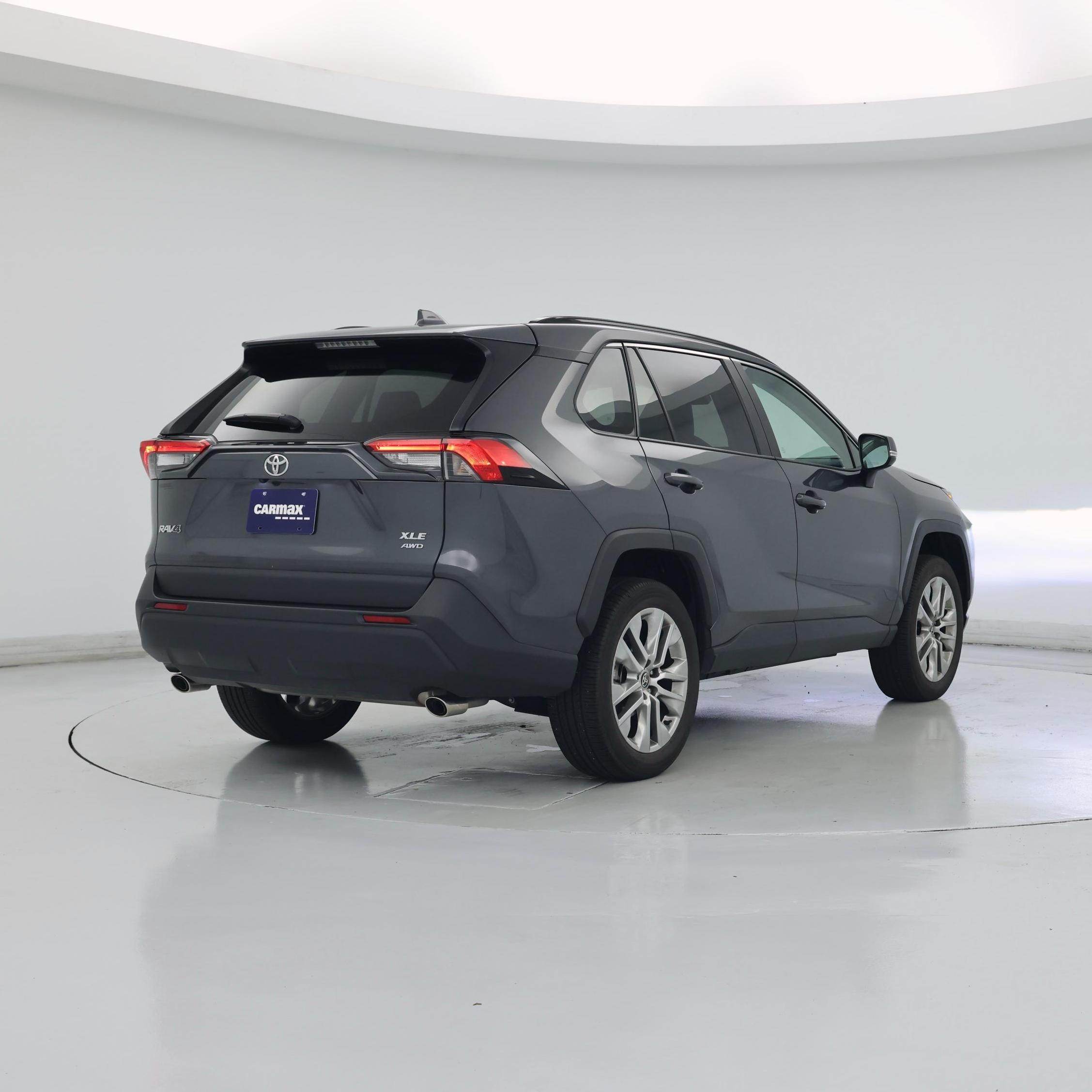 Thumbnail: 2025 Toyota RAV4 - 8