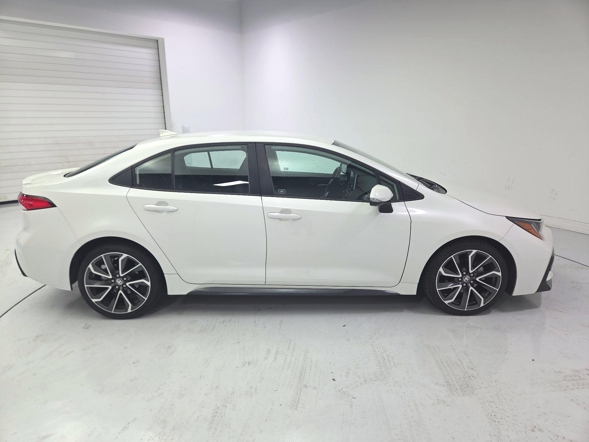 Thumbnail: 2020 Toyota Corolla - 4