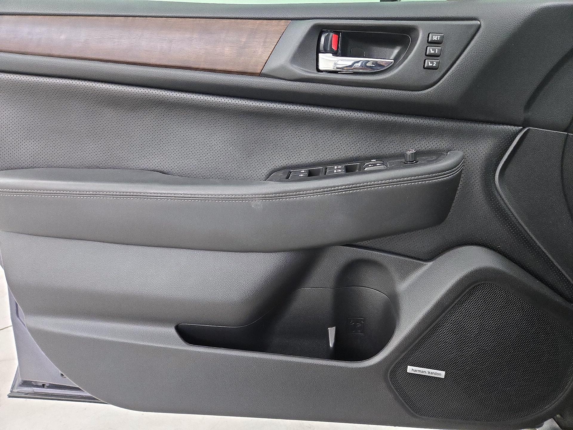 Thumbnail: 2015 Subaru Outback - 12