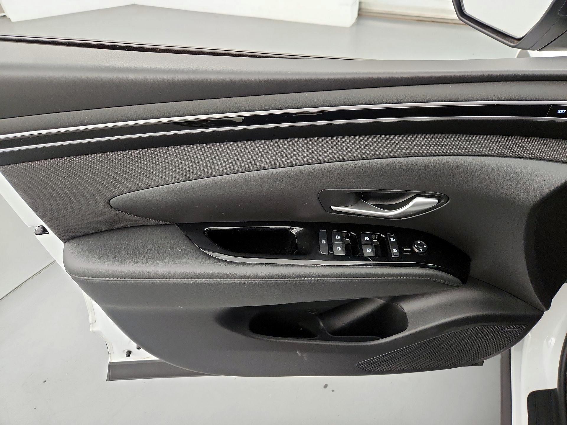 Thumbnail: 2023 Hyundai Tucson - 12