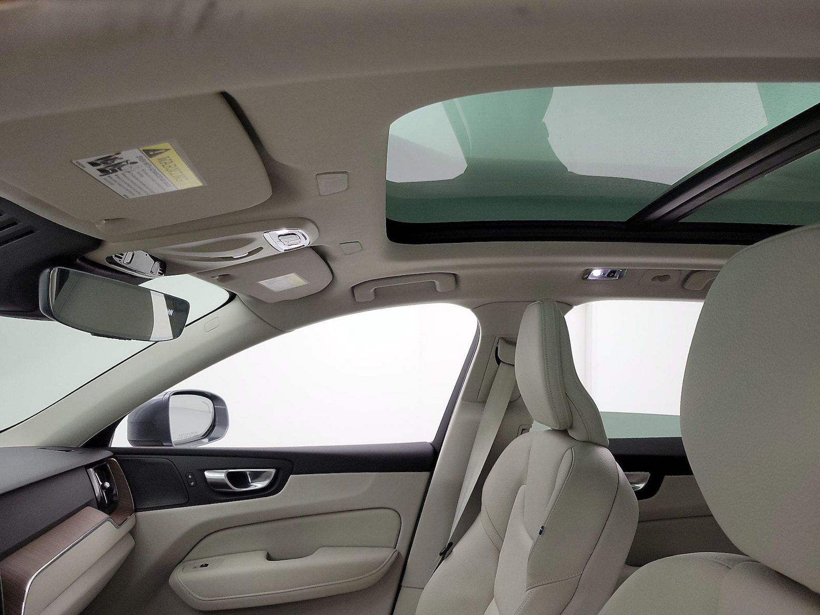 2021 Volvo XC60 Momentum - Photo 20
