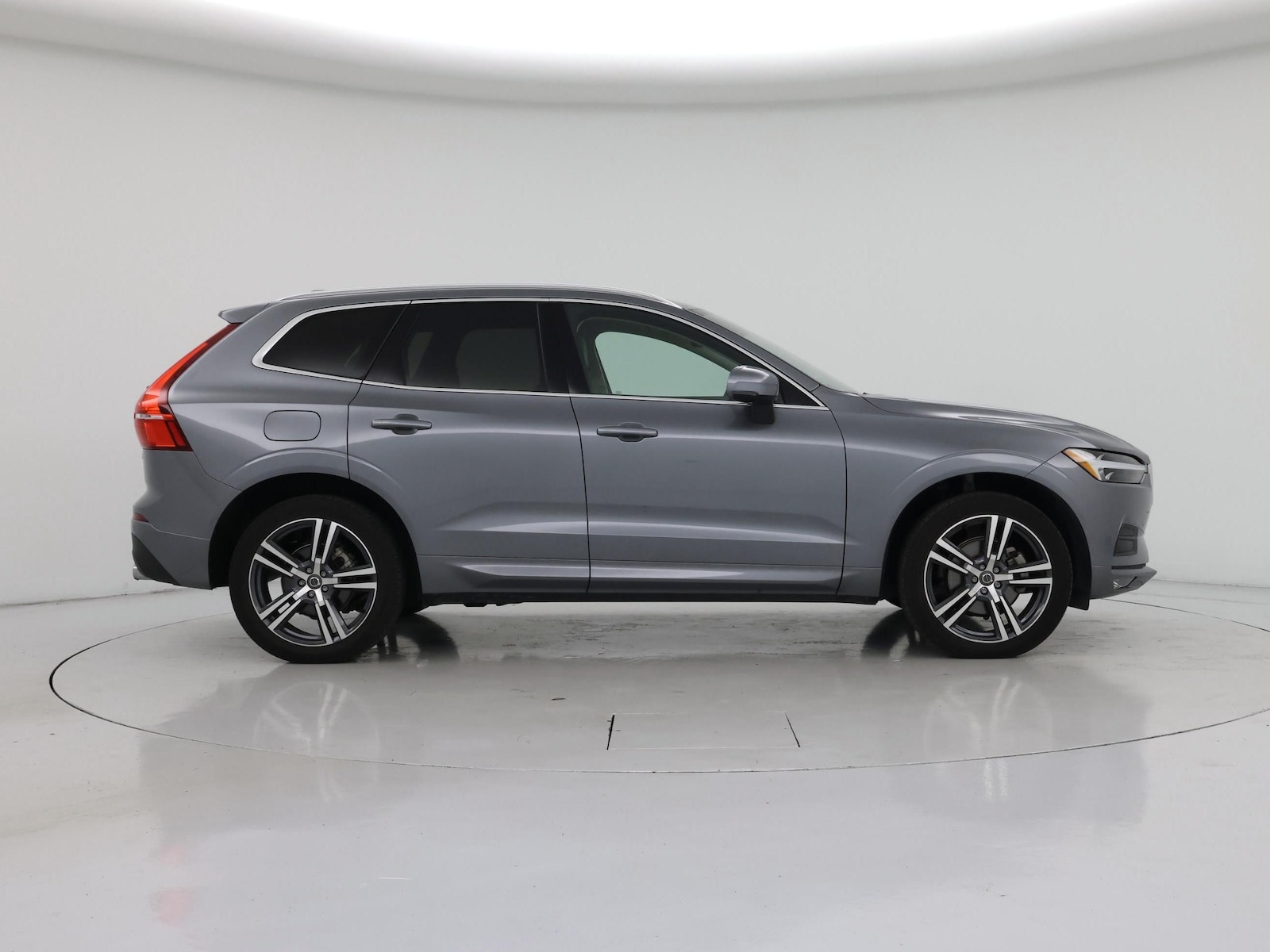 2021 Volvo XC60 Momentum - Photo 8