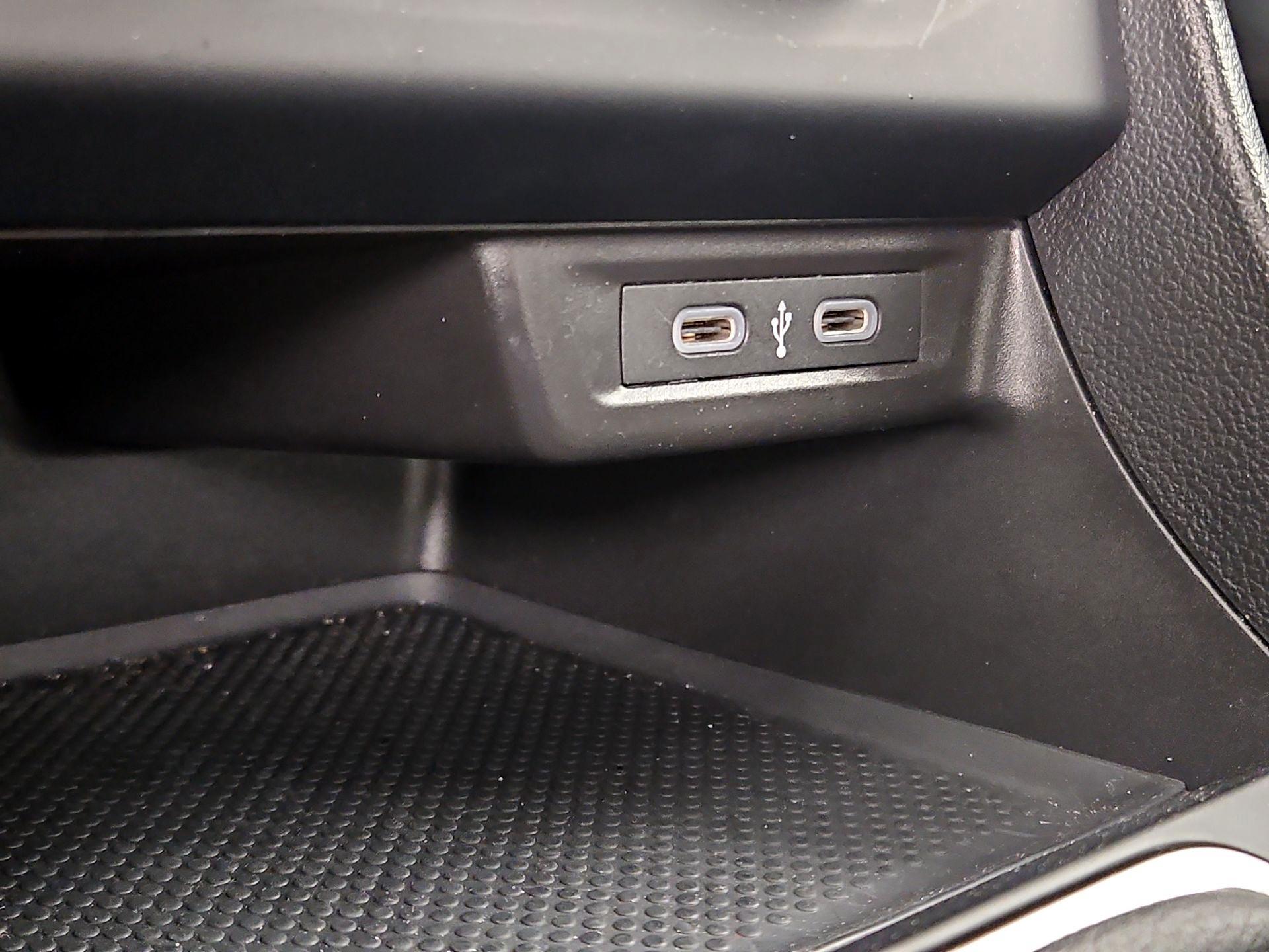 Thumbnail: 2024 Volkswagen Jetta - 18
