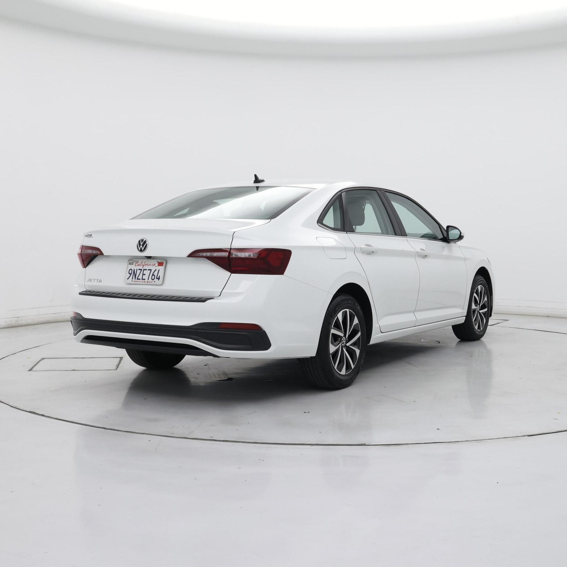 Thumbnail: 2024 Volkswagen Jetta - 8
