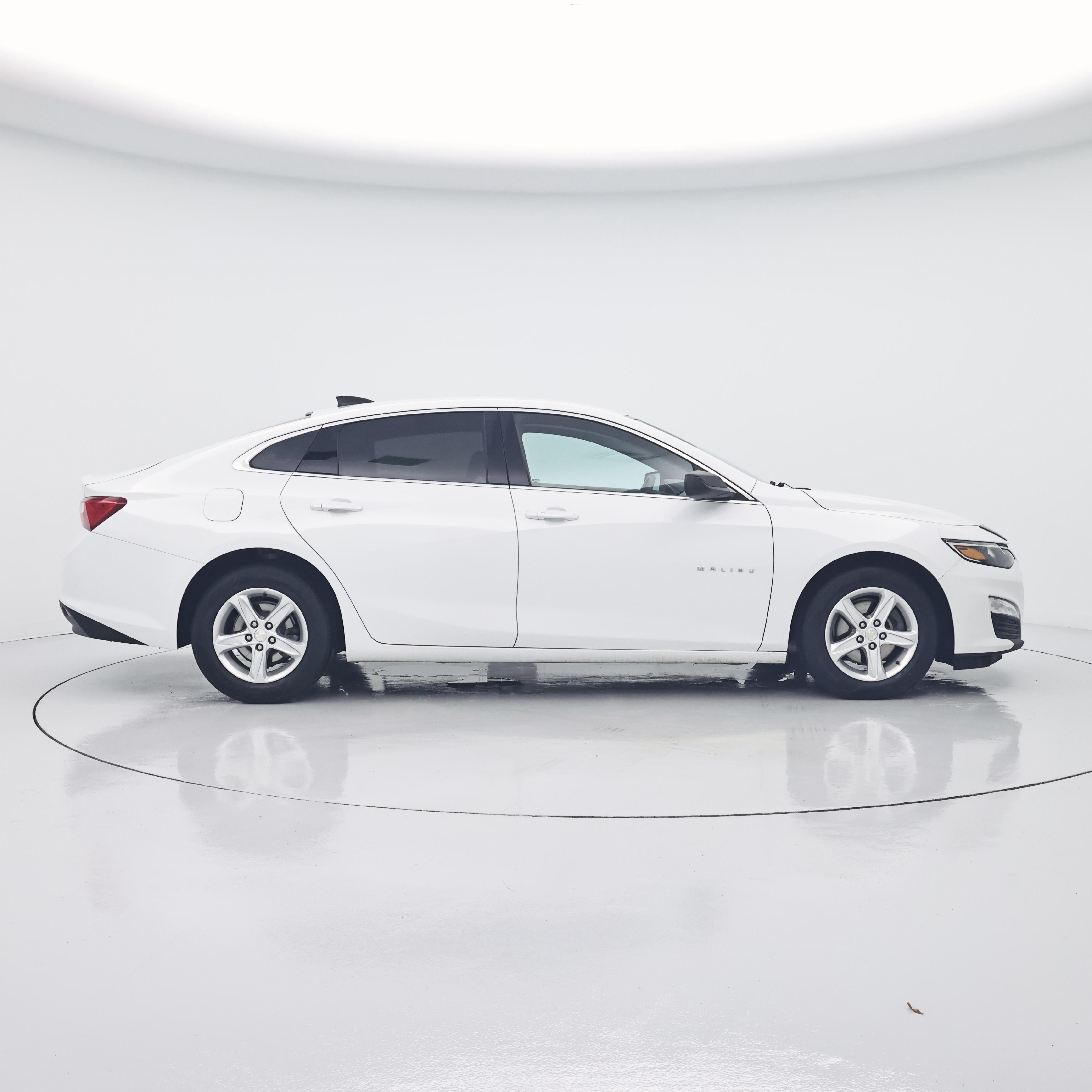 Thumbnail: 2021 Chevrolet Malibu - 7