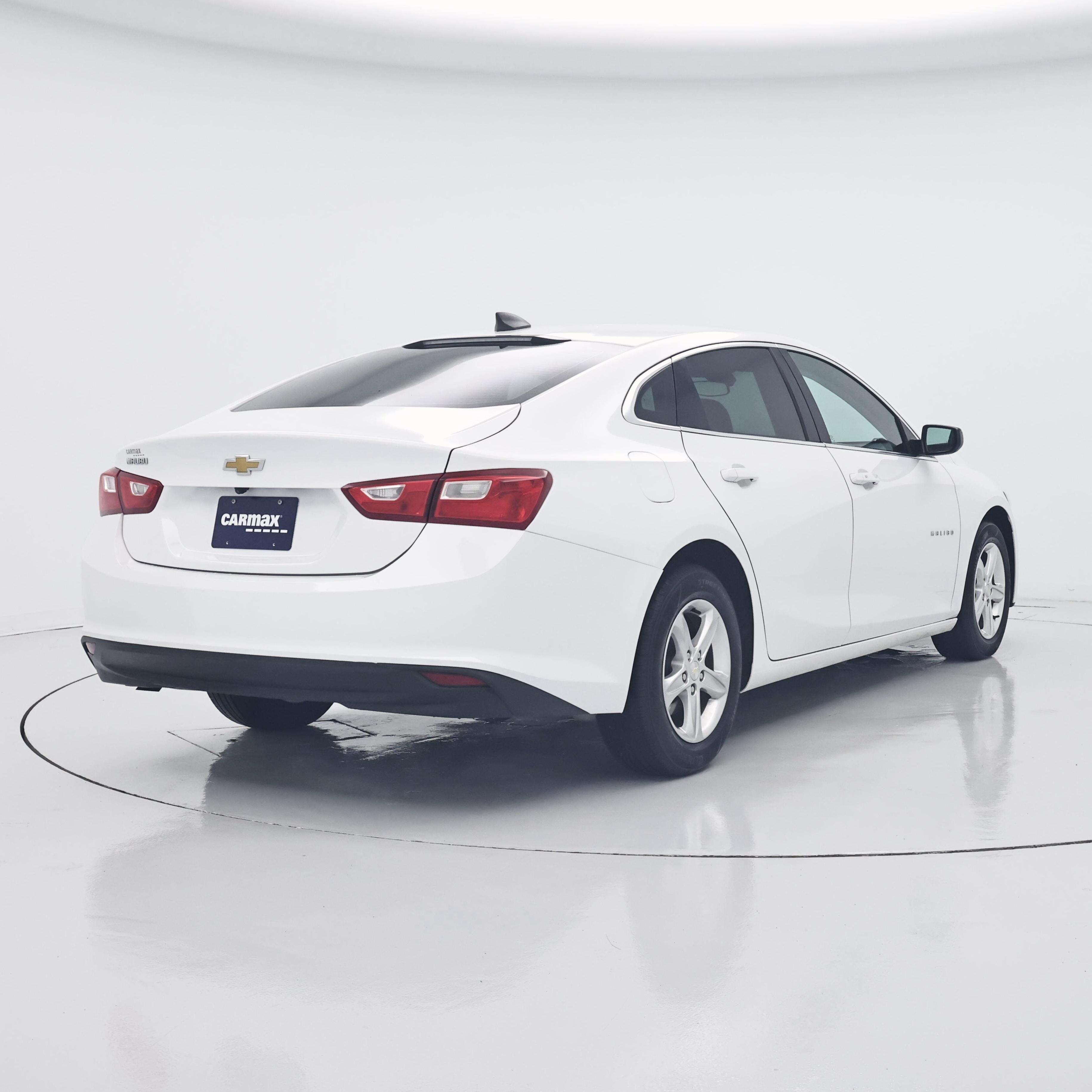 Thumbnail: 2021 Chevrolet Malibu - 8