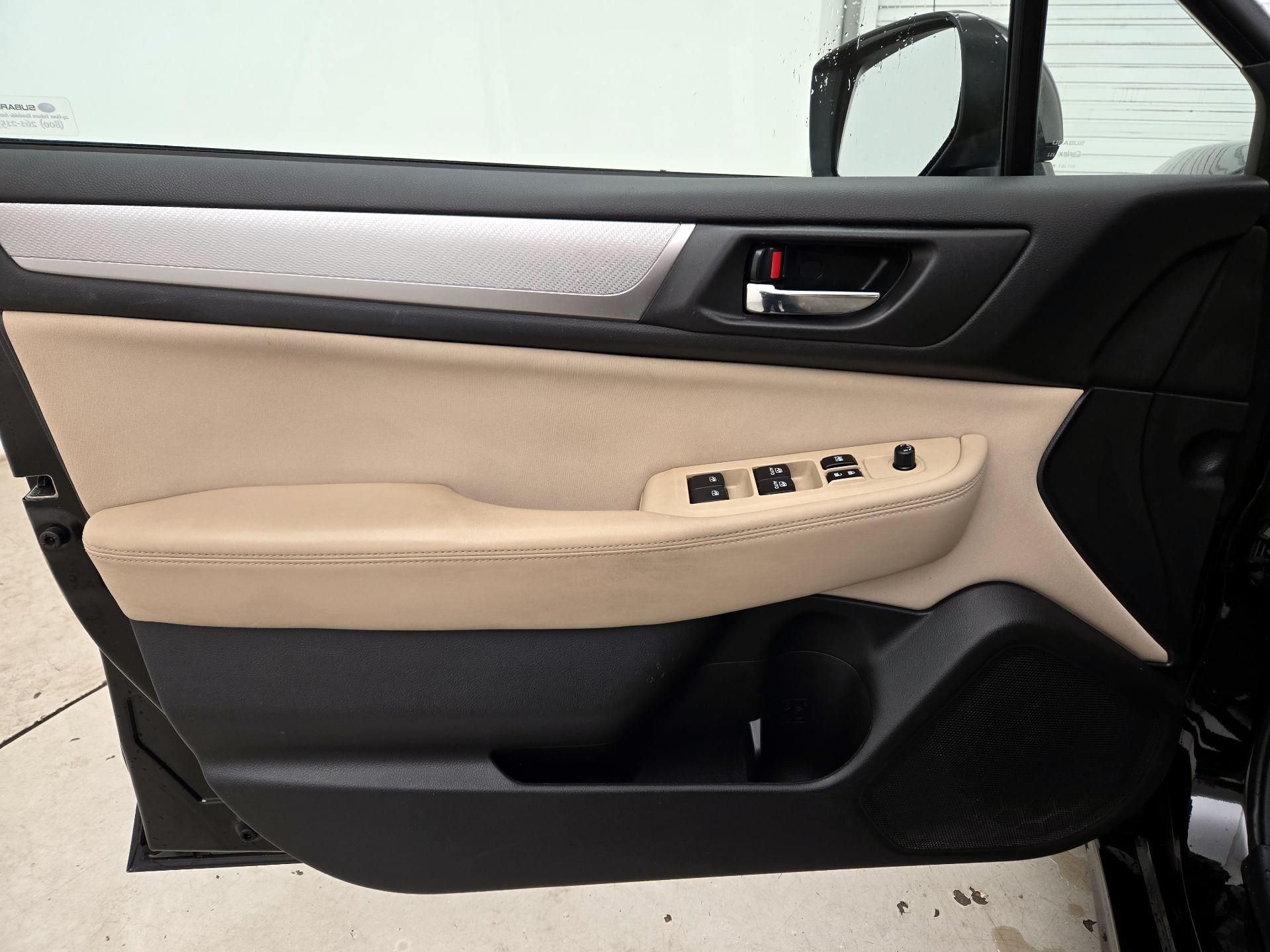 Thumbnail: 2016 Subaru Legacy - 12