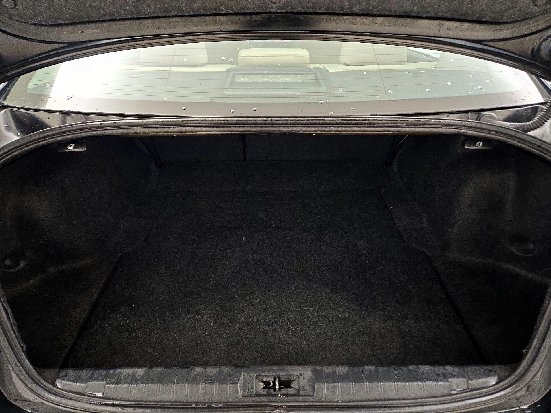 Thumbnail: 2016 Subaru Legacy - 17