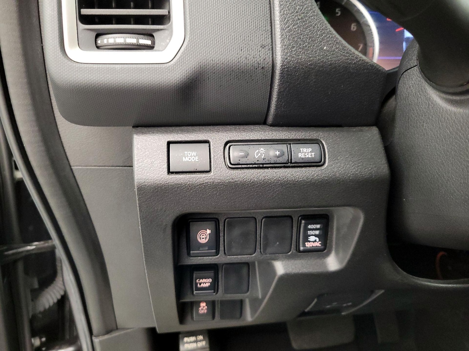 2024 Nissan Frontier SV - Photo 14